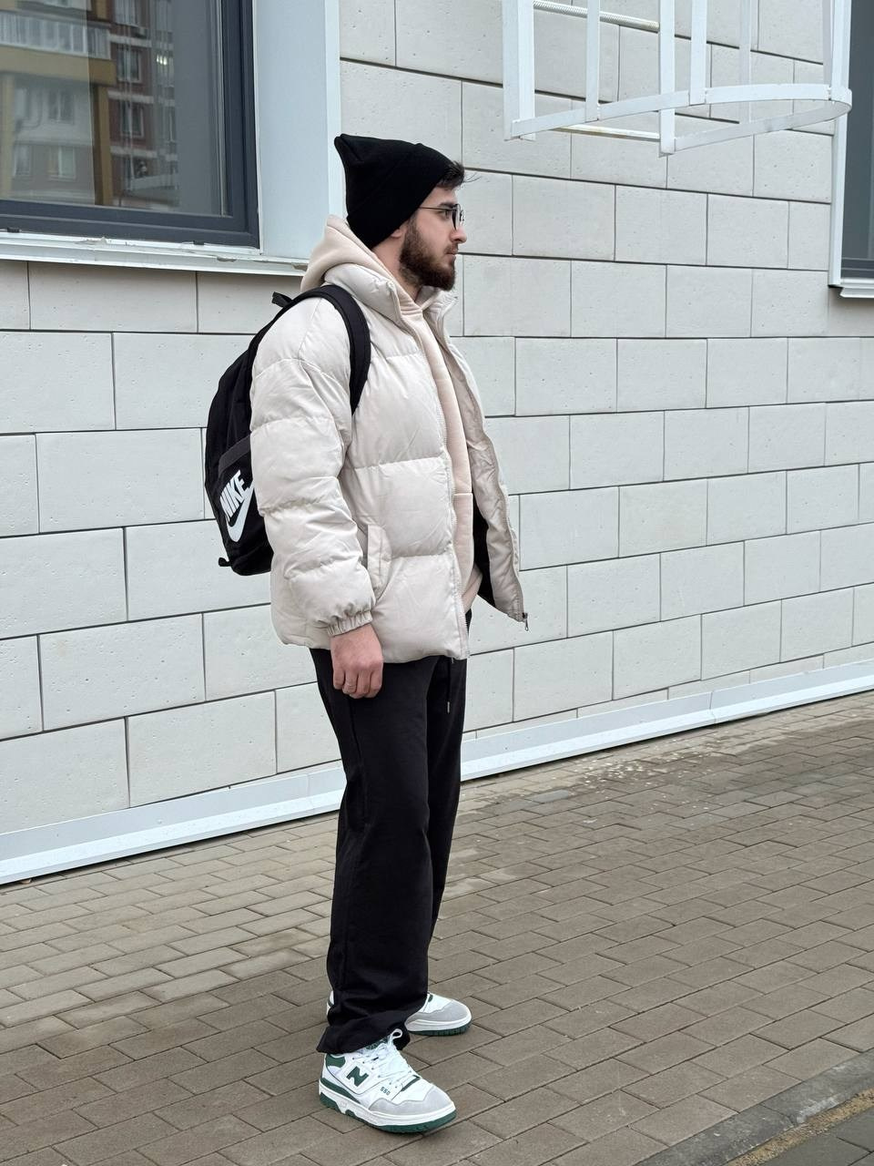 Акбер Ш. LUNAPRO Дом стильных, сборных и индивидуальных съемок для брендов