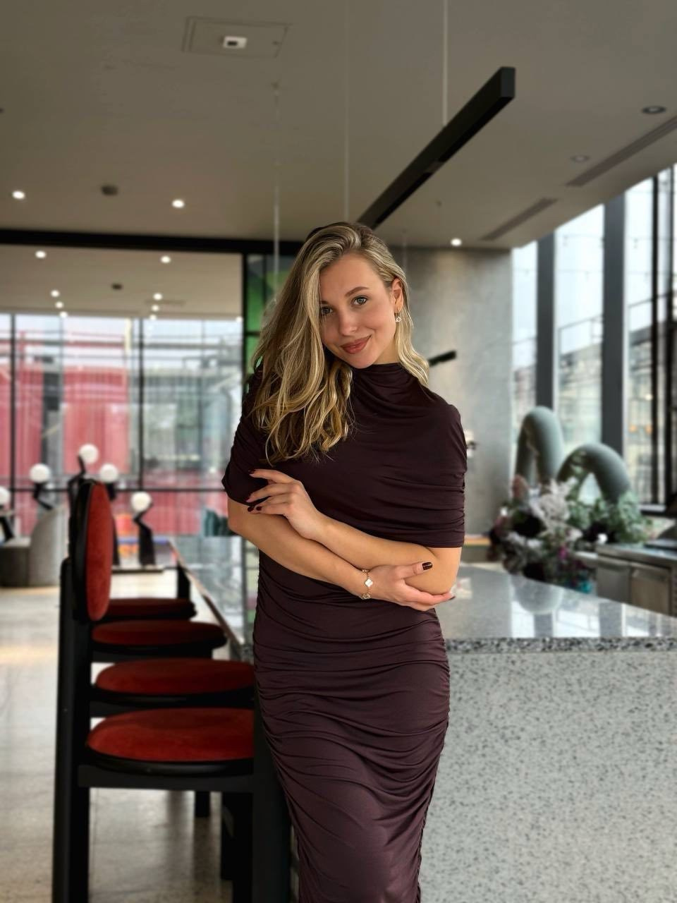 Екатерина О Размер М, Рост 167, Параметры 90/65/97. LUNAPRO Дом стильных, сборных и индивидуальных съемок для брендов