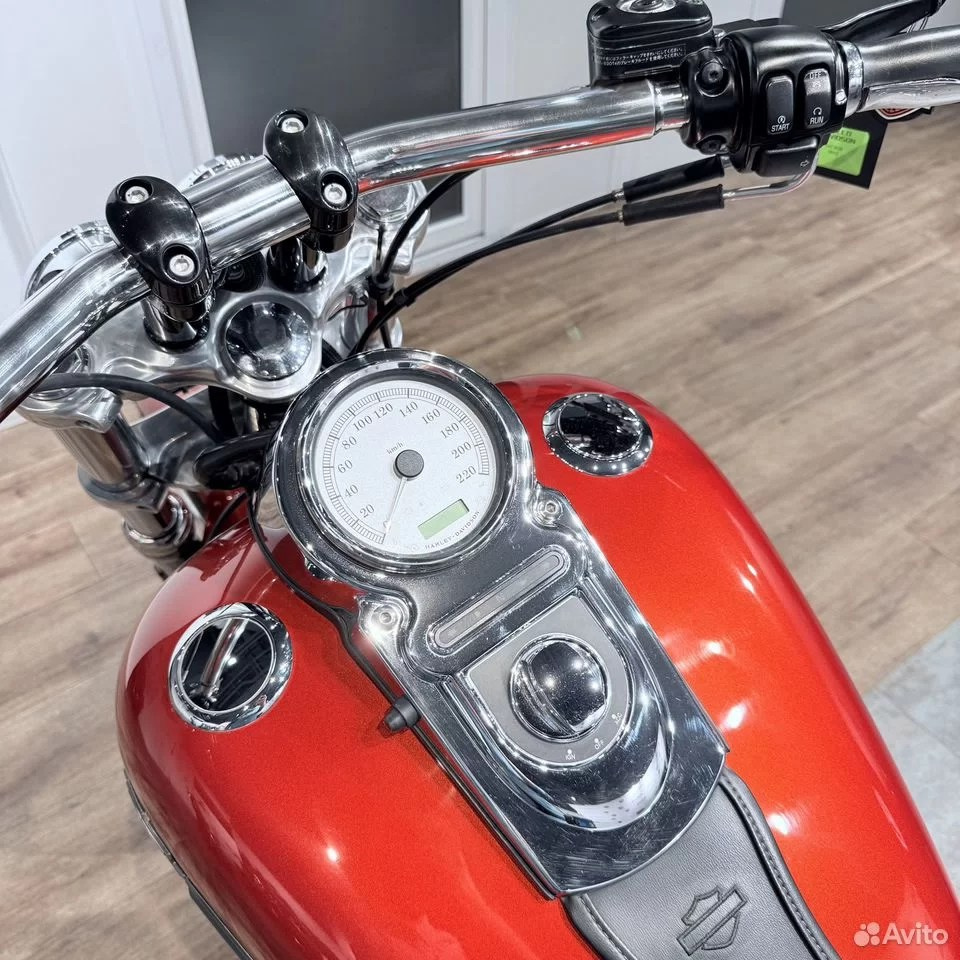 2010 Fat Bob Orаngе Lаva. Hello Davidson, Москва. Только хорошие мотоциклы…