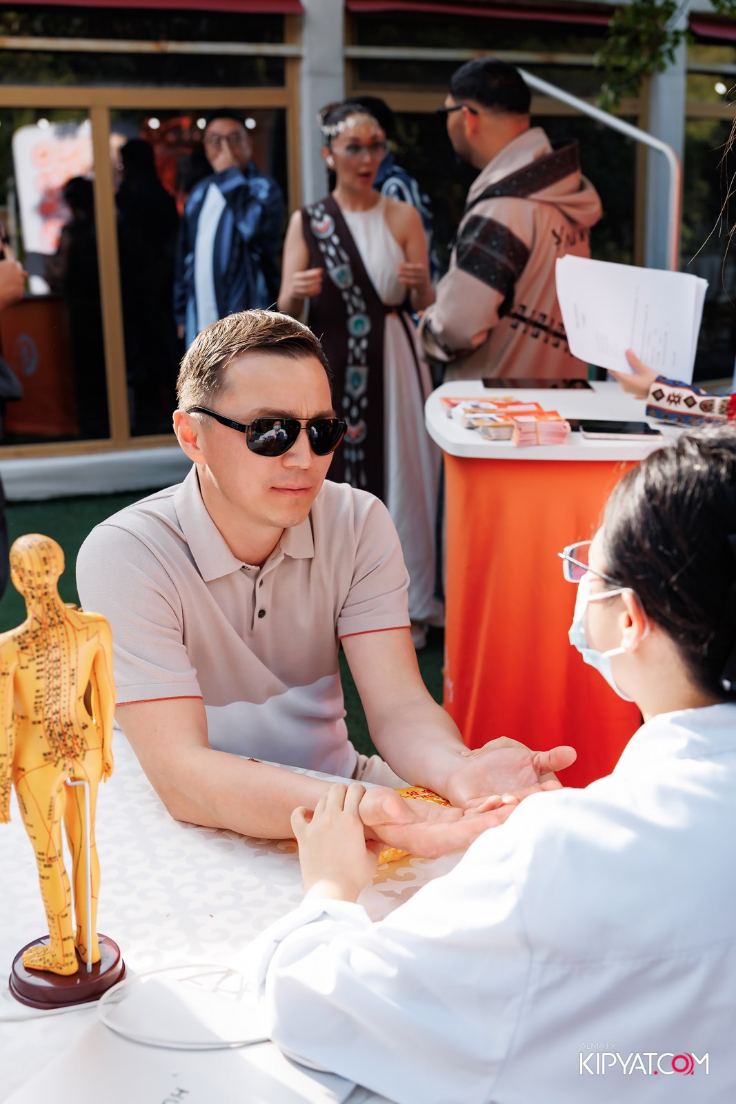 KANG REN TANG. КИПЯТКОМ АЛМАТЫ!