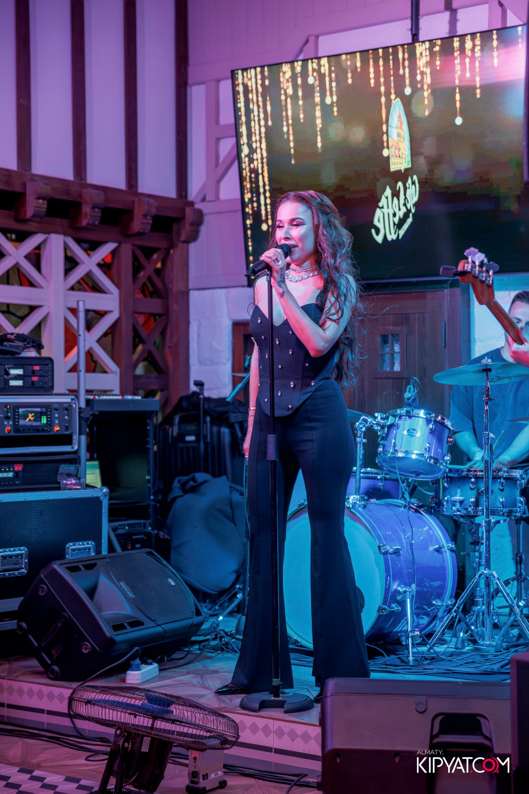 ОФИЦИАЛЬНОЕ ОТКРЫТИЕ CAFE LEFFE. КИПЯТКОМ АЛМАТЫ!