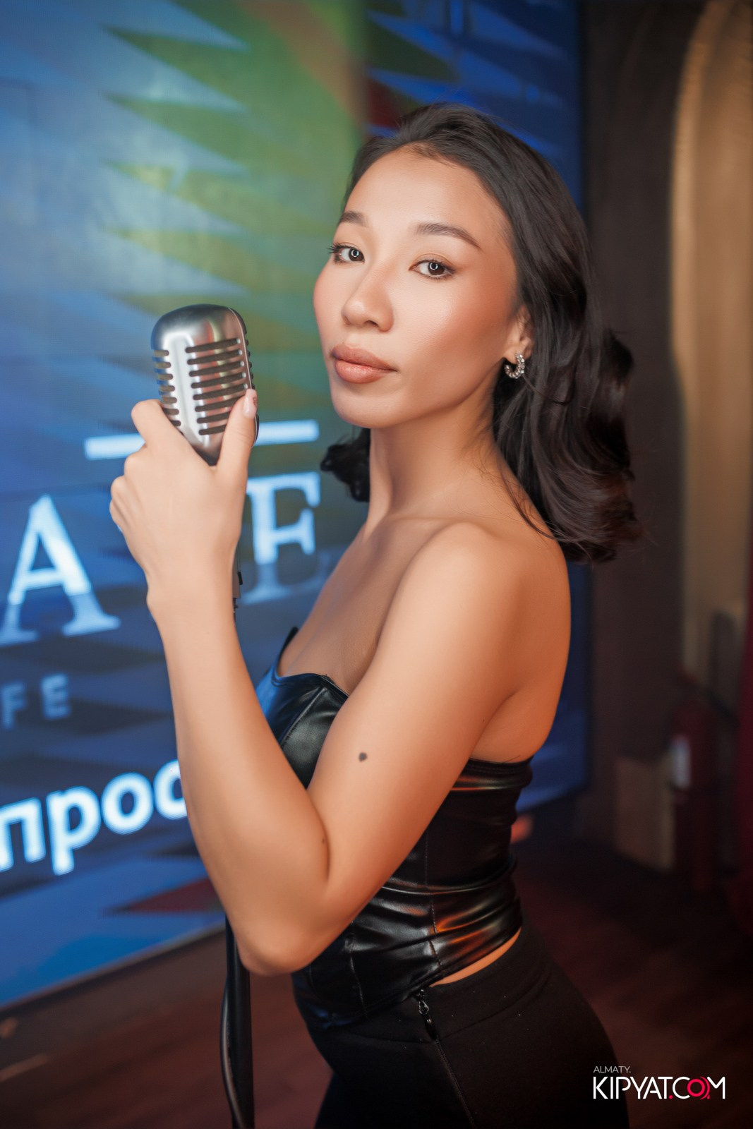 LAUREATE GRAND CAFÉ. КИПЯТКОМ АЛМАТЫ!