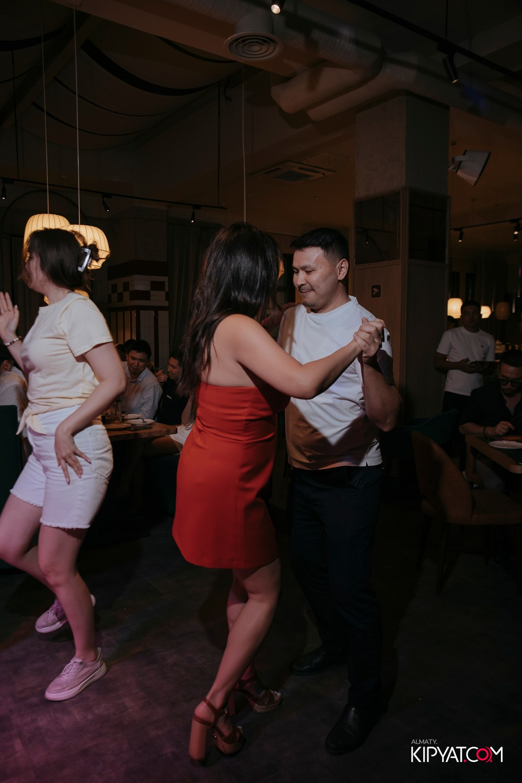 ОФИЦИАЛЬНОЕ ОТКРЫТИЕ РЕСТОРАНА ПИНТА НА ТУЛЕБАЕВА. КИПЯТКОМ АЛМАТЫ!