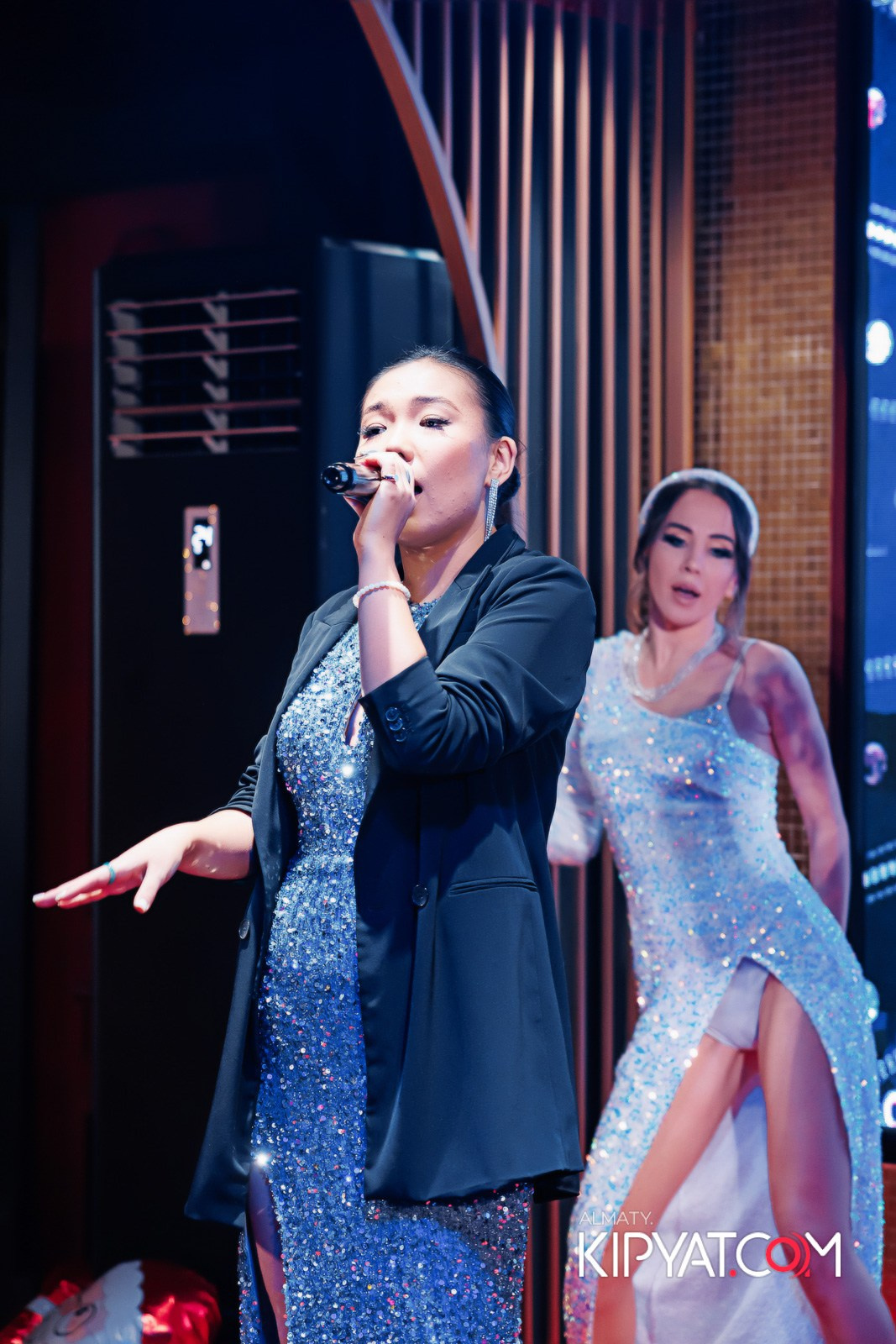 ЗАЯ, НА БИС. КИПЯТКОМ АЛМАТЫ!