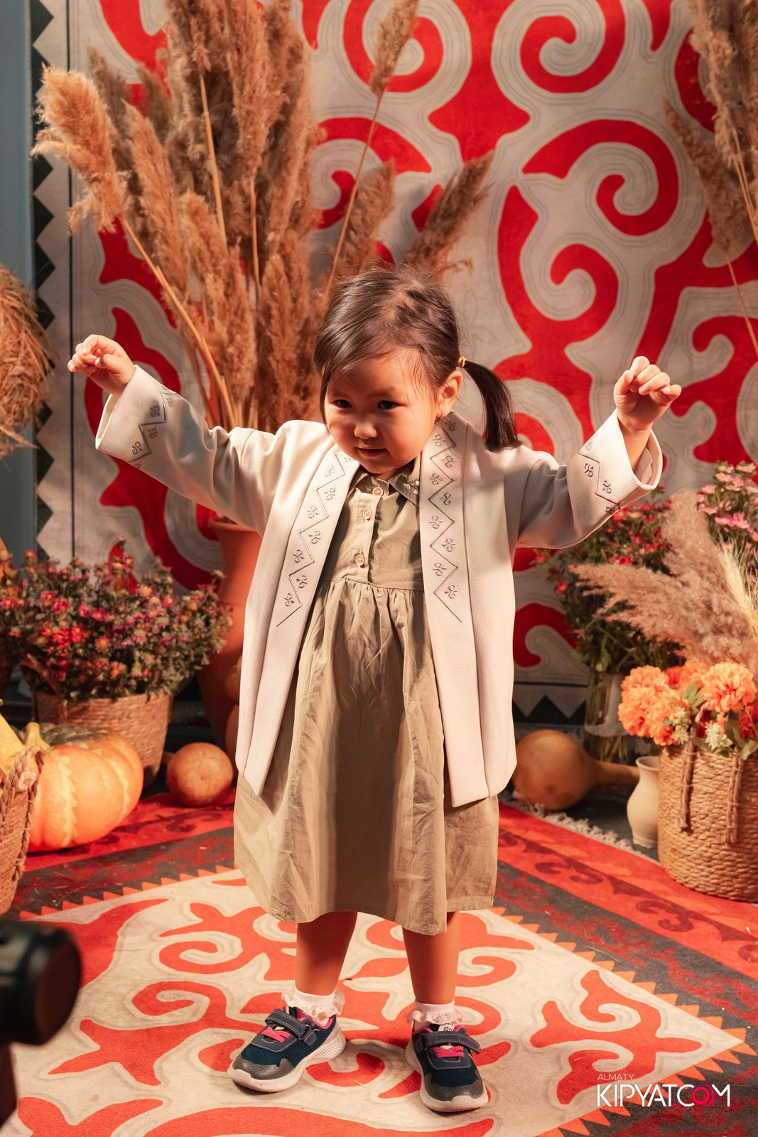 ETHNO POP-UP STORE, SABANTOI B SADU ARENA. КИПЯТКОМ АЛМАТЫ!