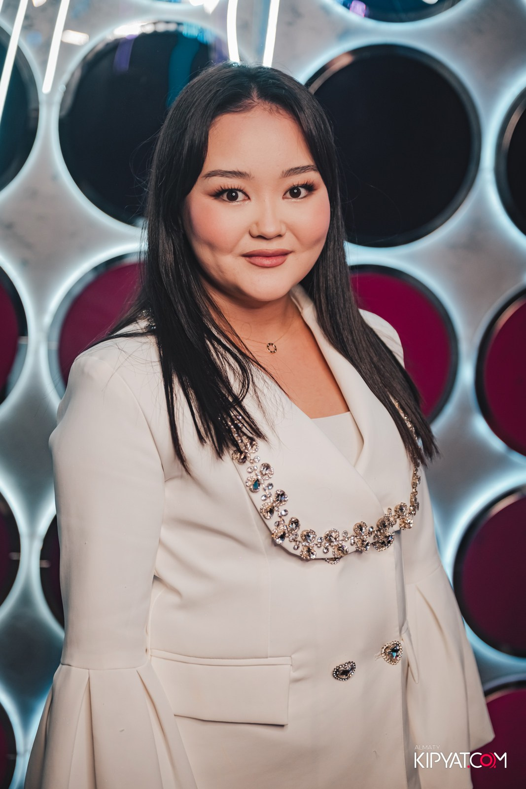 УХО И МЕДВЕДЬ НА ГАГАРИНА. КИПЯТКОМ АЛМАТЫ!