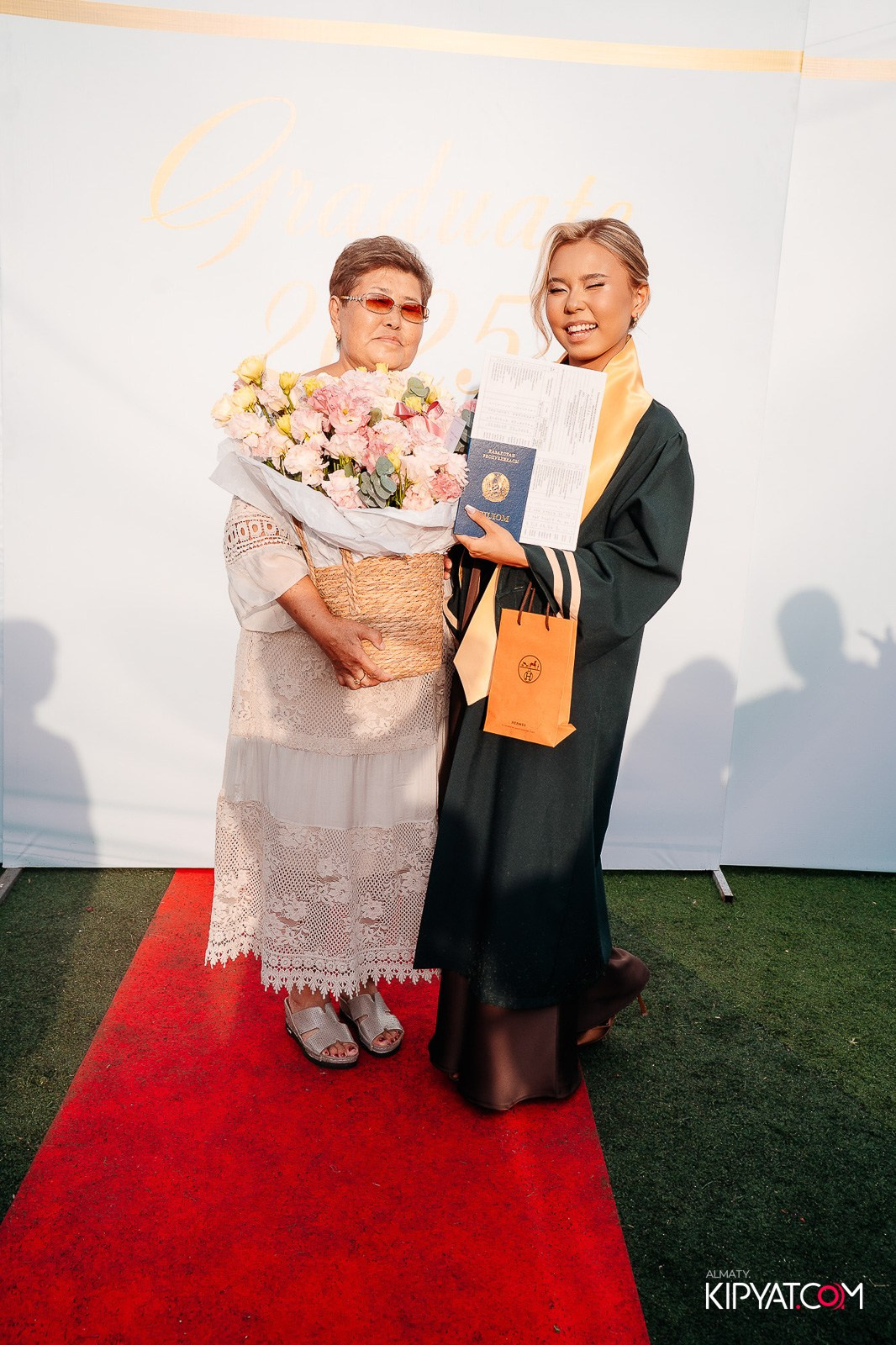 ВРУЧЕНИЕ ДИПЛОМОВ — НАРХОЗ КОЛЛЕДЖ. Part 2. КИПЯТКОМ АЛМАТЫ!