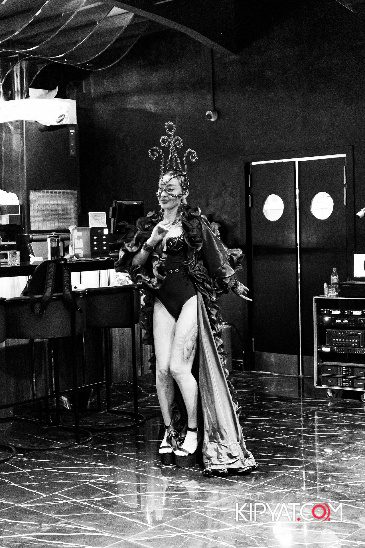 MOOD KARAOKE & TERRACE. КИПЯТКОМ АЛМАТЫ!