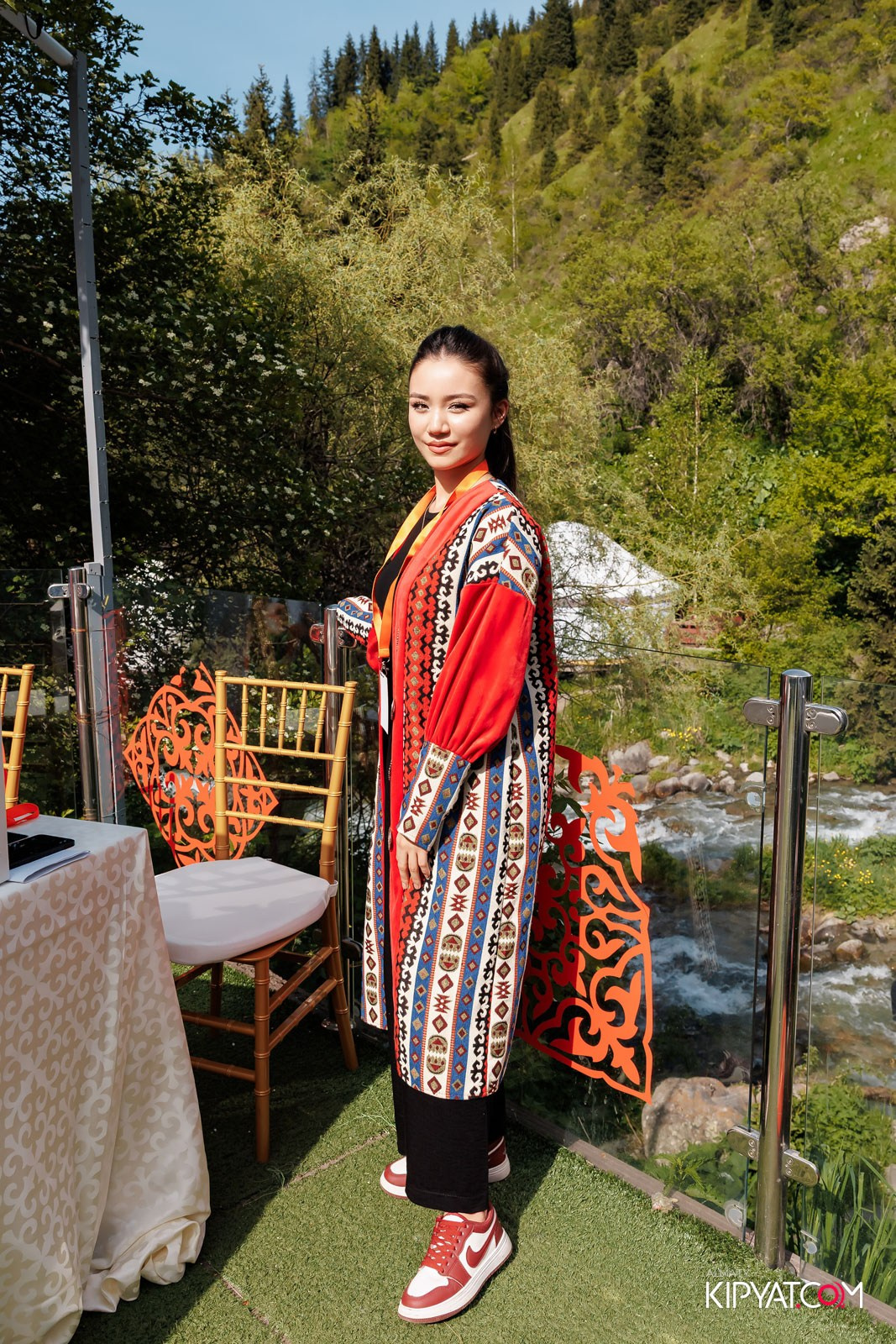 KANG REN TANG. КИПЯТКОМ АЛМАТЫ!