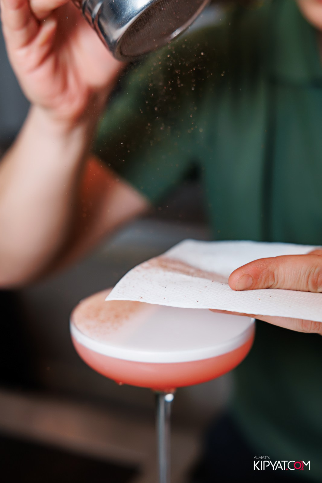 LAUREATE GRAND CAFÉ. КИПЯТКОМ АЛМАТЫ!