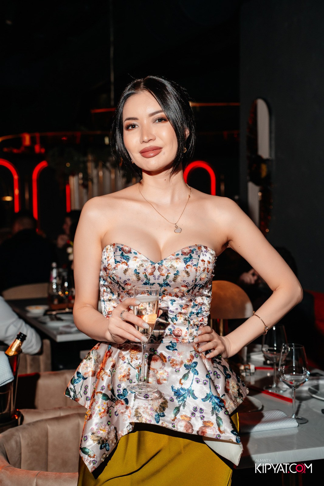 QUEEN. КИПЯТКОМ АЛМАТЫ!