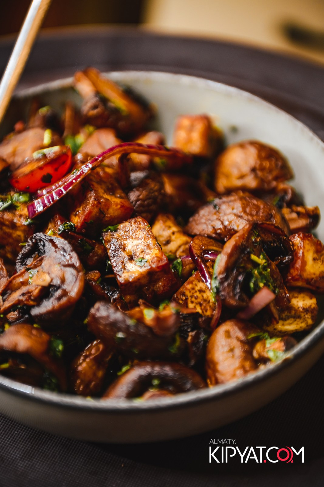 MODI RESTORANCHIK. КИПЯТКОМ АЛМАТЫ!