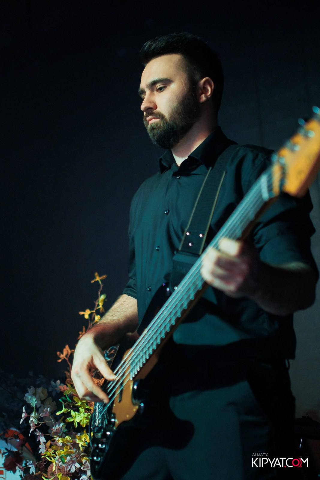 FRIENDS BAR & TERRACE. КИПЯТКОМ АЛМАТЫ!