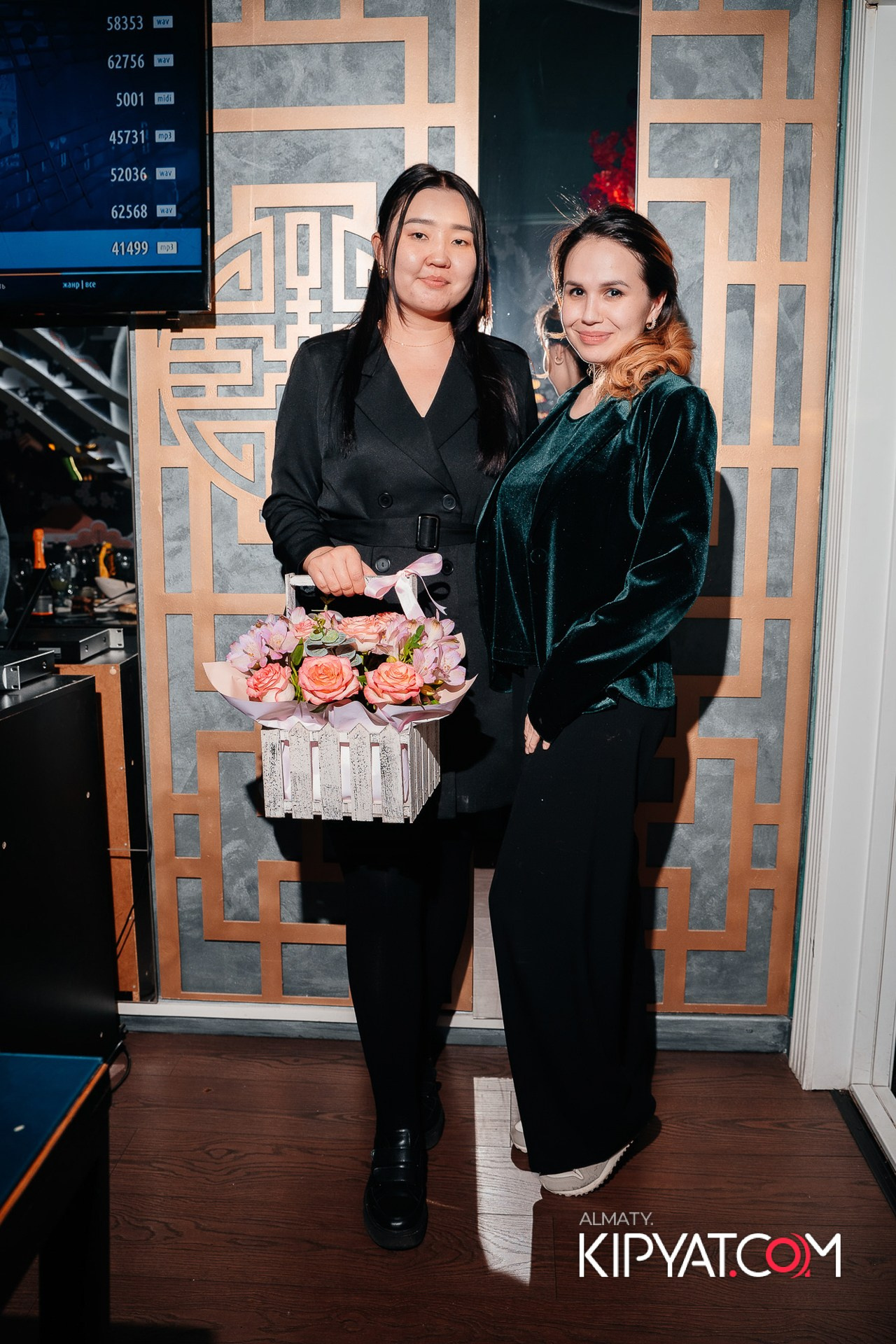 УХО И МЕДВЕДЬ НА ГАГАРИНА. КИПЯТКОМ АЛМАТЫ!