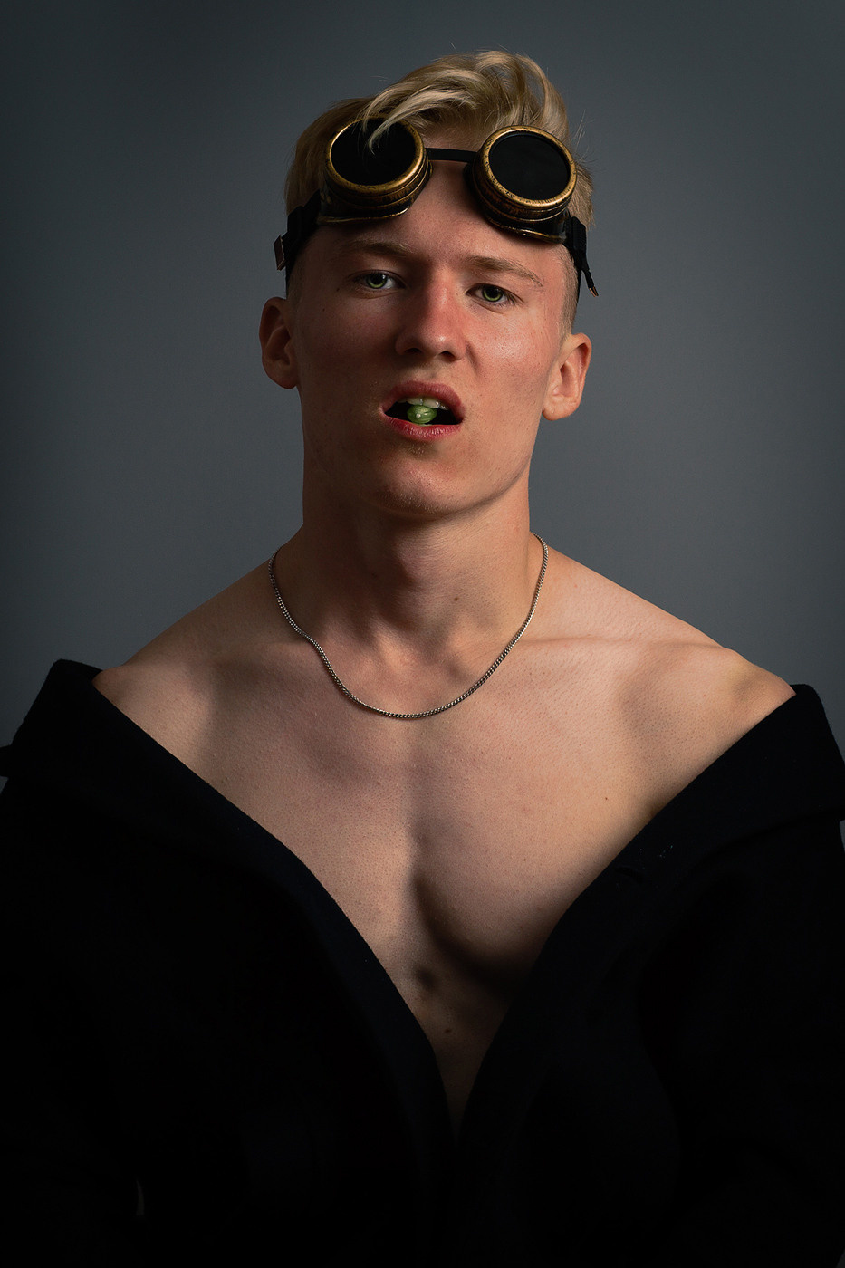 Мужской портрет. Фотограф Минск Юлия Войнич