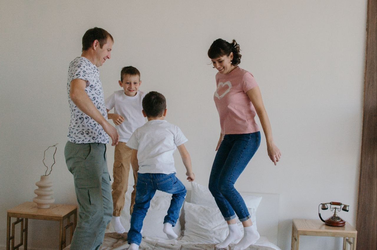 Студийные семейные съемки. Семейный фотограф в Новосибирске Юрк Виктория