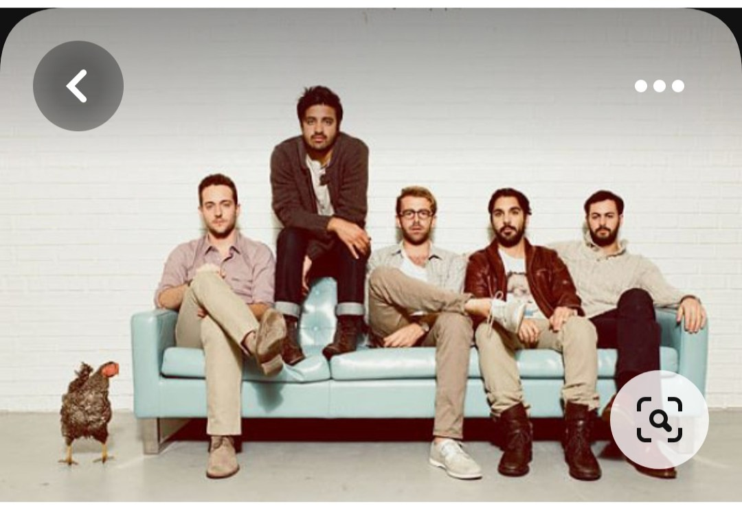 По трое-пятеро