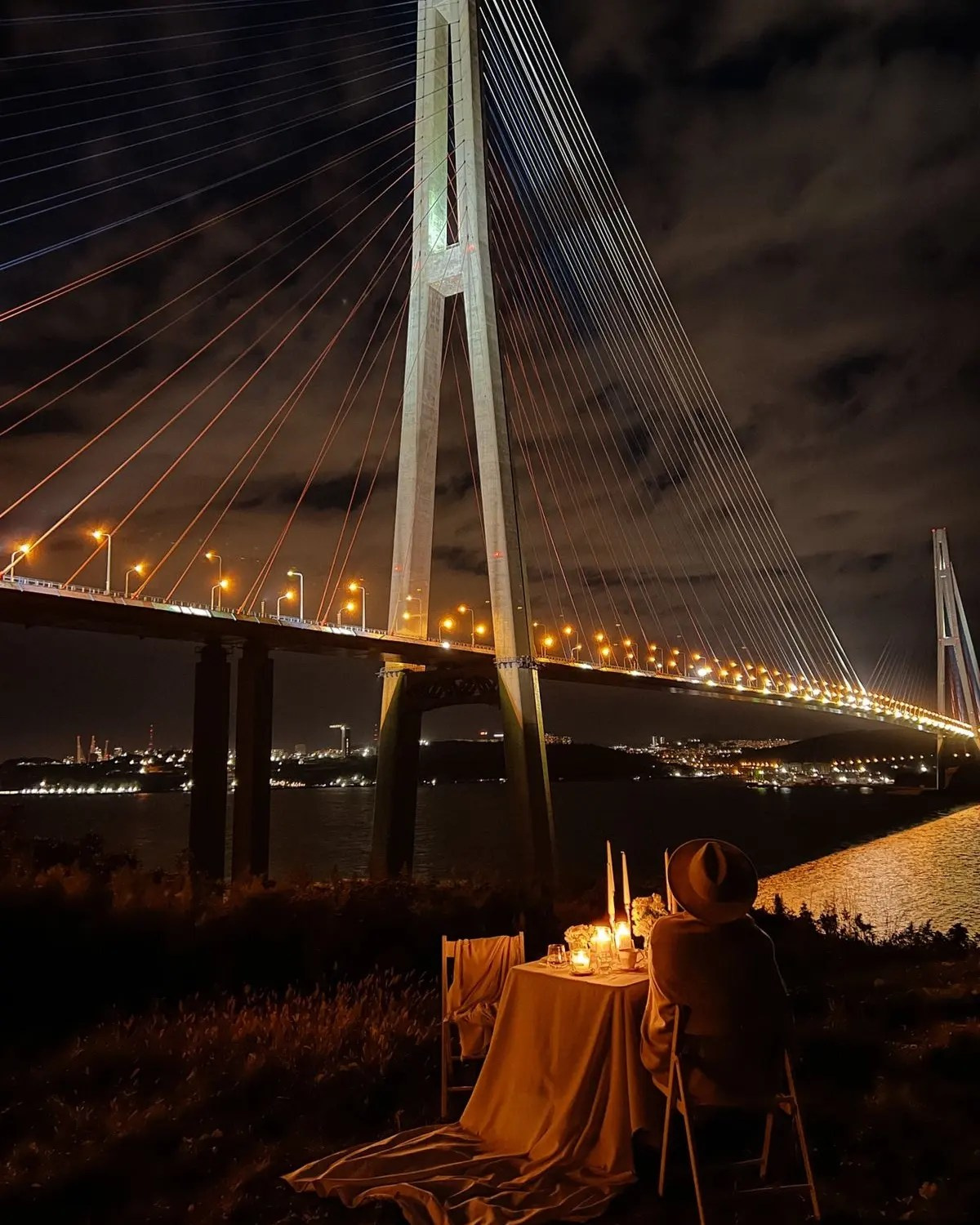 Свидание у моря во Владивсотоке. Организация свадеб и других мероприятий во Владивостоке от «Рядом быть»