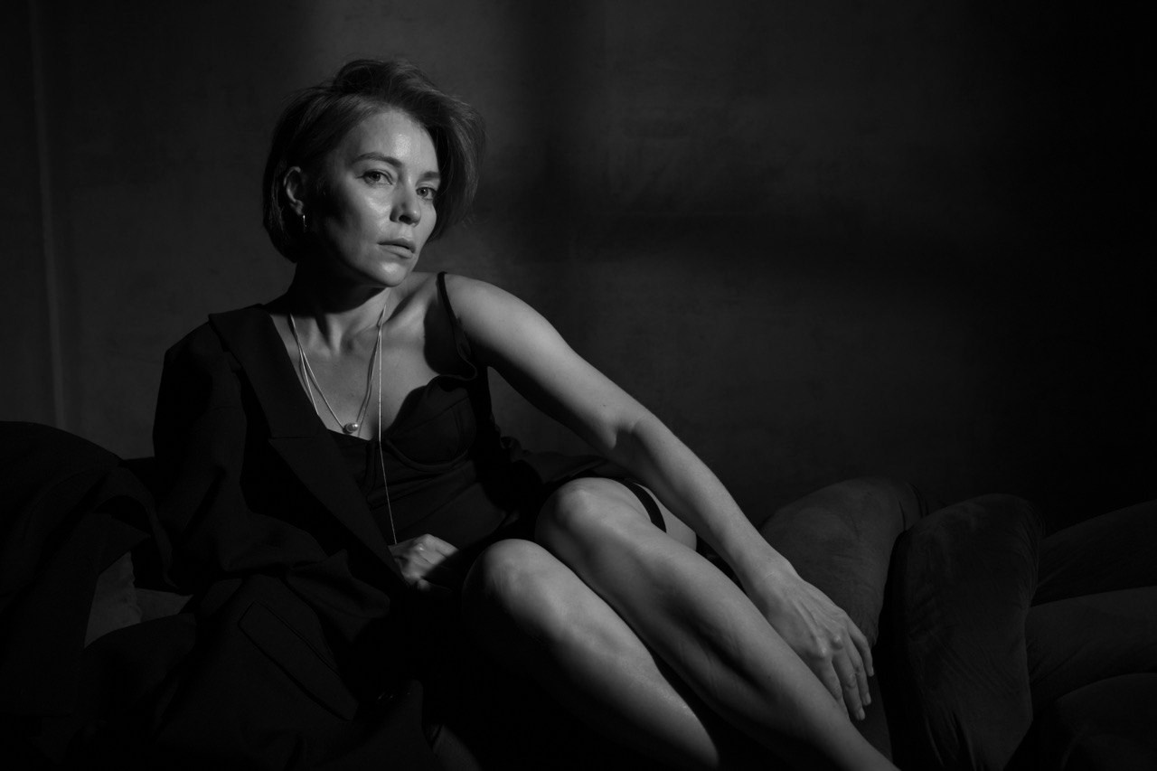 Студийная женская фотосессия. Портретный и Ню фотограф Санкт-Петербург и Москва Коробка Анна