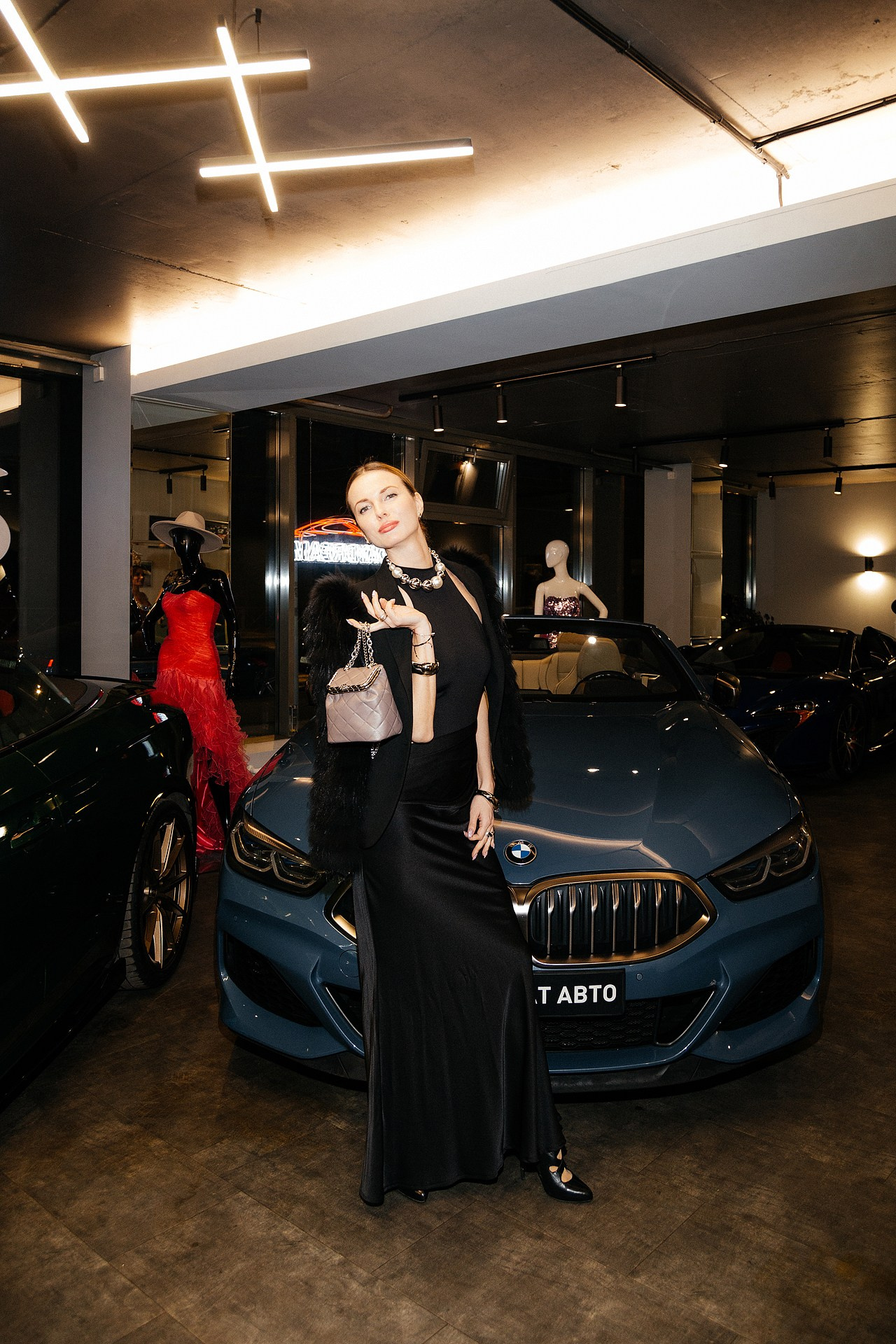 Репортаж в автосалоне. Светский фотограф Санкт-Петербург и ЛО