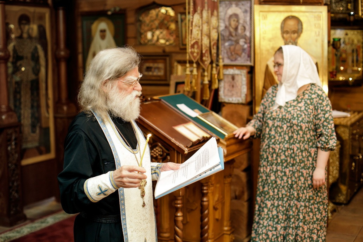 Крещение Храм всех Русских святых. п.Сосново. Фотограф на крещение в Санкт Петербурге