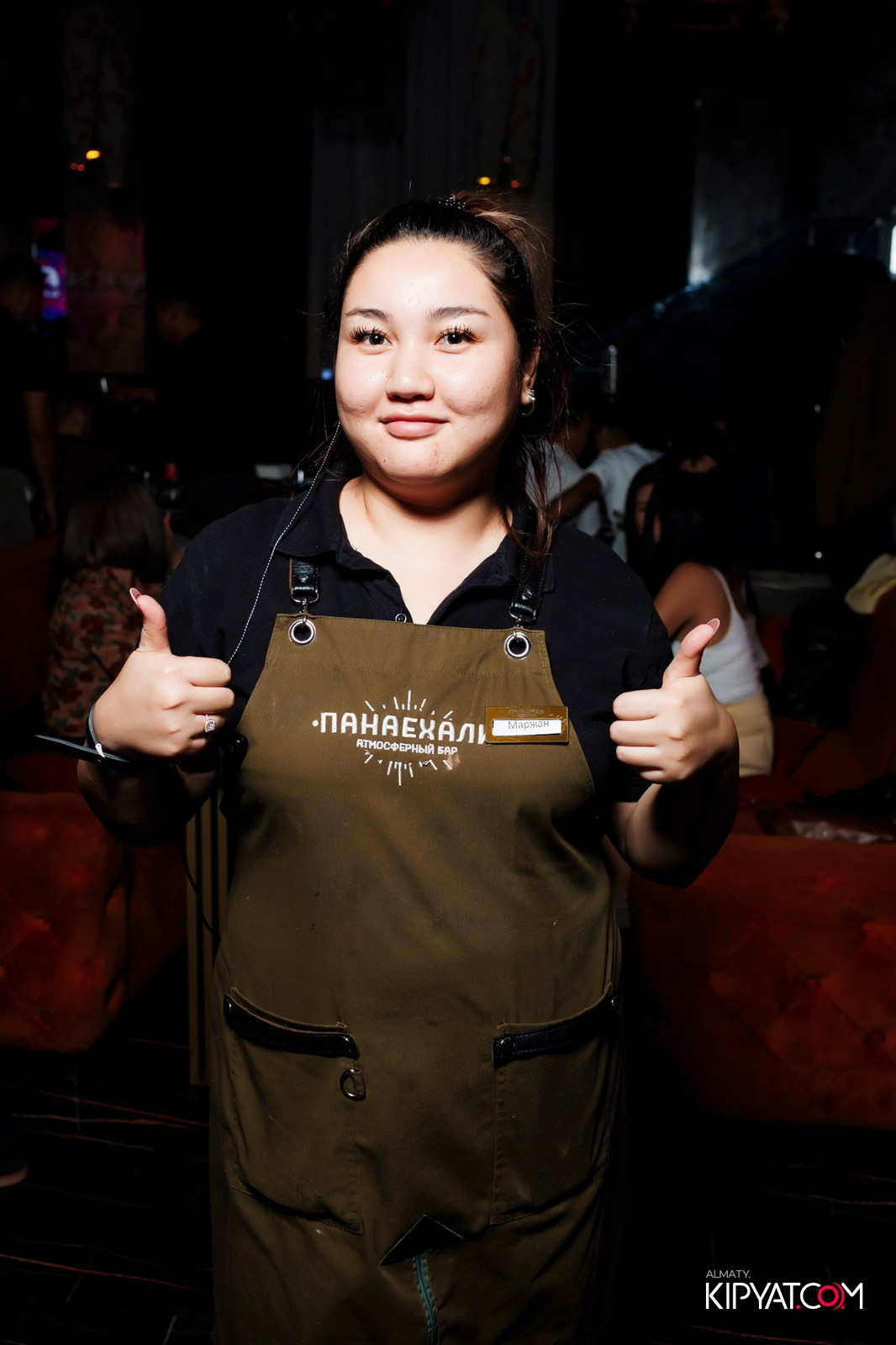 БАР ПАНАЕХАЛИ НА ТОЛЕ БИ. КИПЯТКОМ АЛМАТЫ!