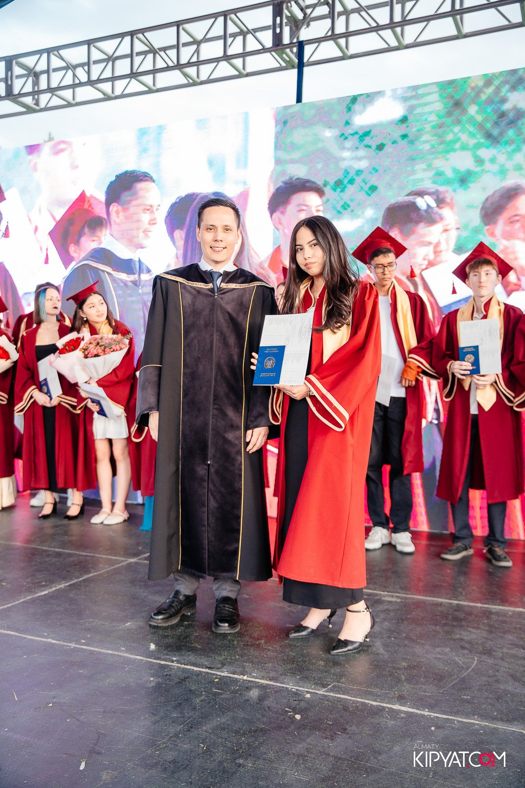 ВРУЧЕНИЕ ДИПЛОМОВ — НАРХОЗ КОЛЛЕДЖ. Part 4. КИПЯТКОМ АЛМАТЫ!