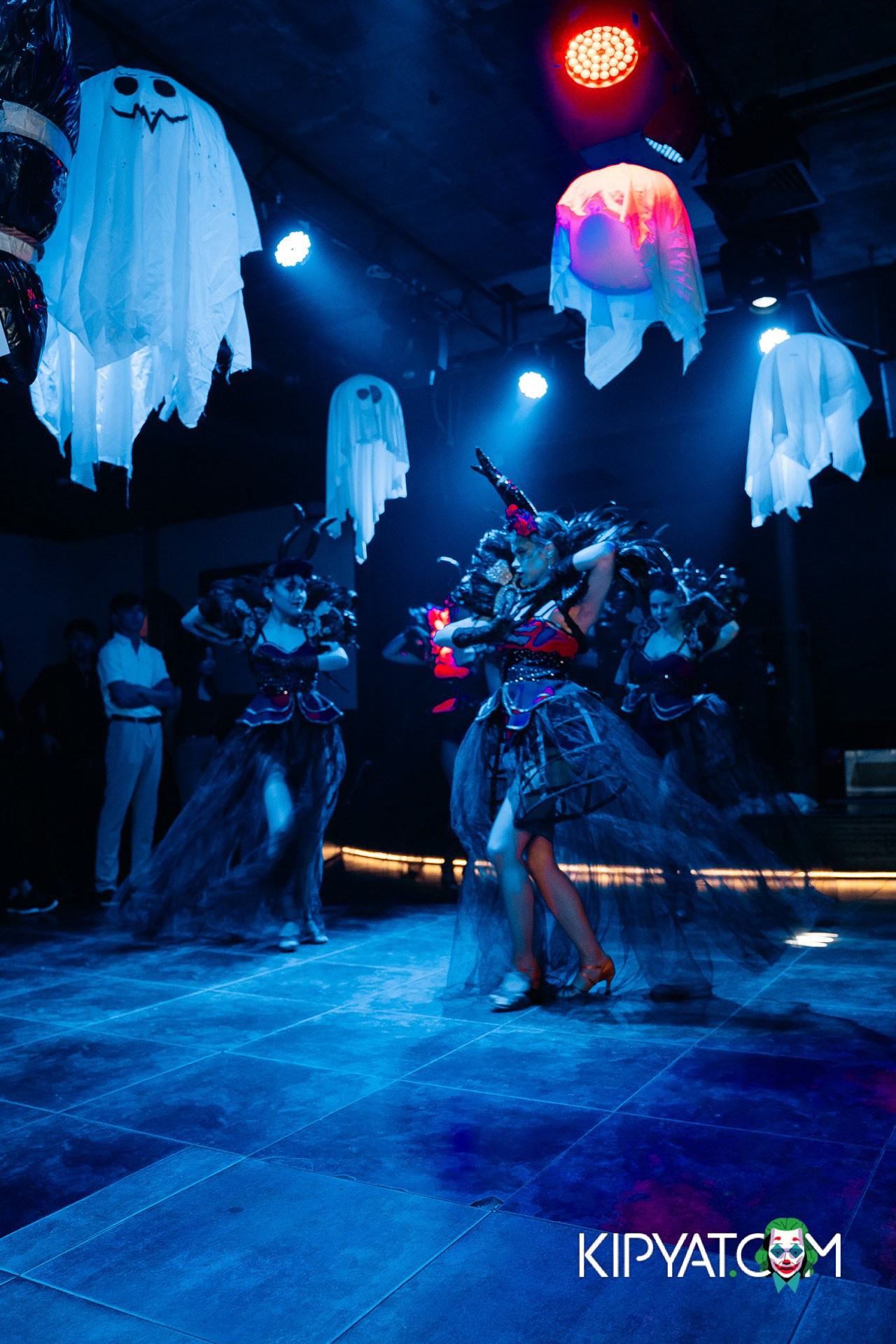 ARAGOSTA. КИПЯТКОМ АЛМАТЫ!