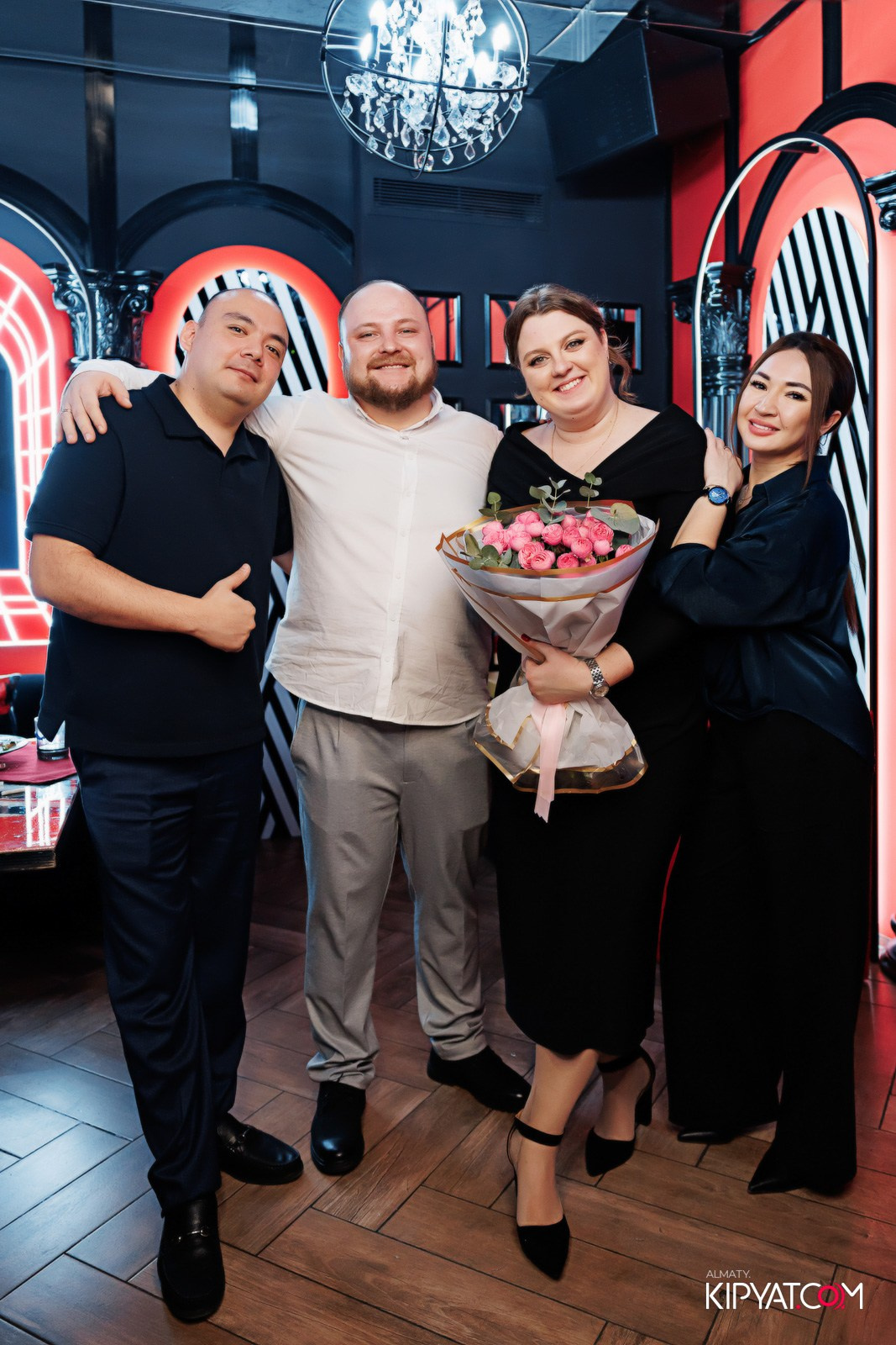 ЗАЯ, НА БИС. КИПЯТКОМ АЛМАТЫ!