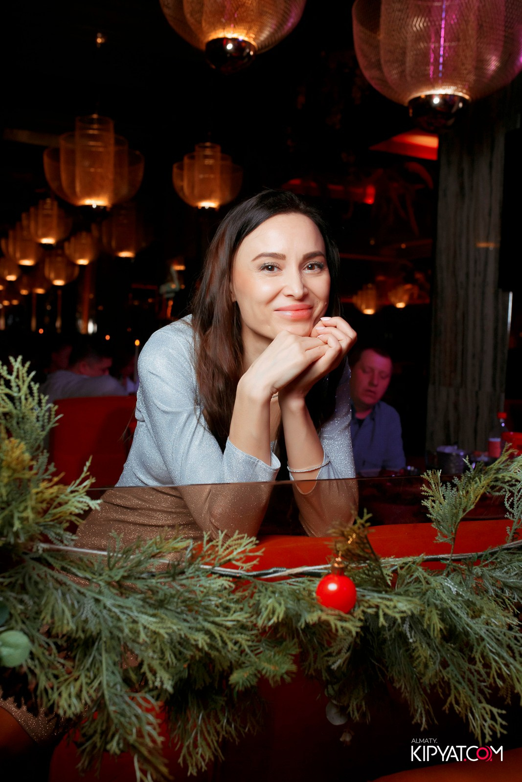 БАР ПАНАЕХАЛИ НА ДОСТЫК. КИПЯТКОМ АЛМАТЫ! Фотосъемка мероприятий в Алматы