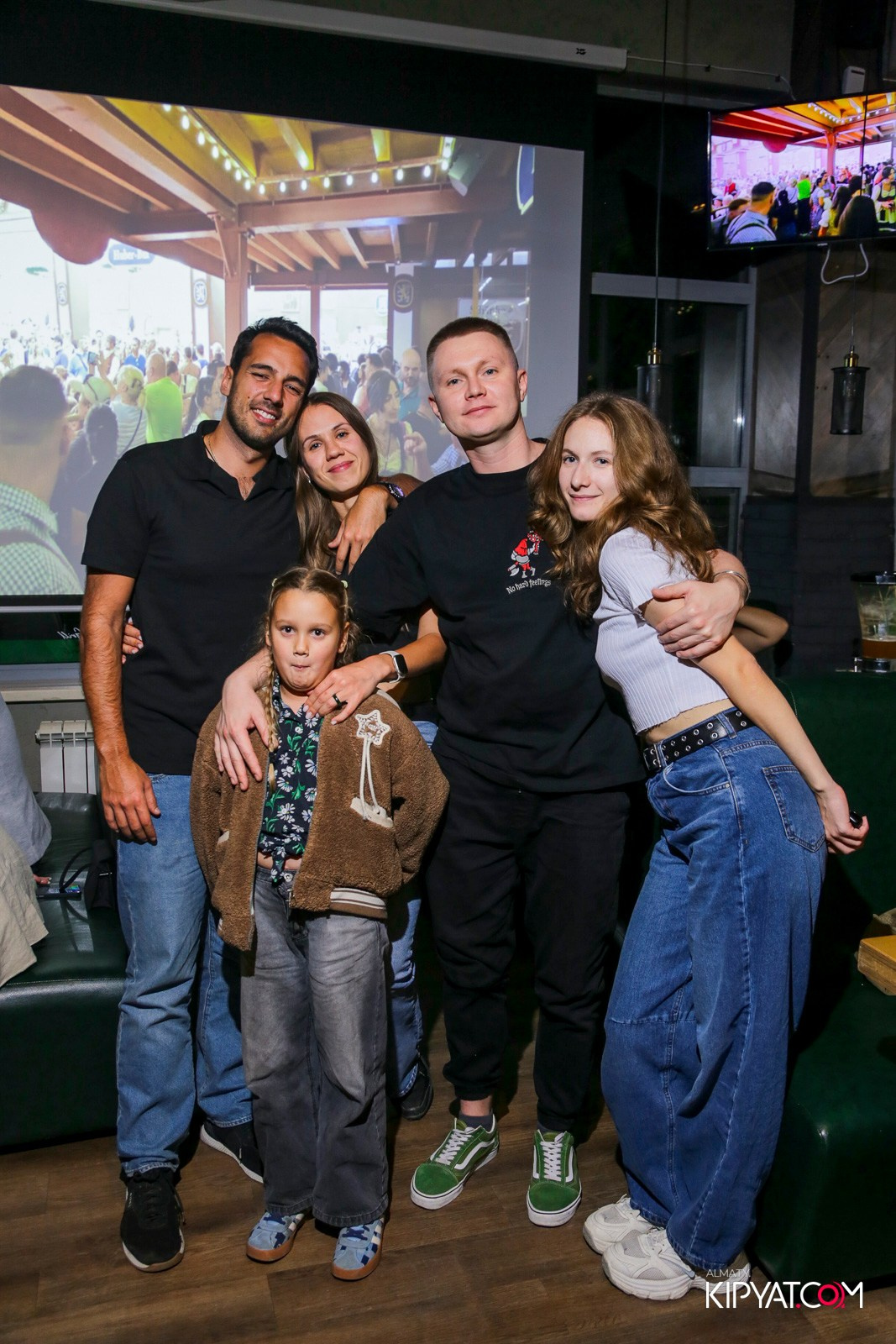 OKTOBERFEST — ПИНТА НА АЛТЫНСАРИНА. КИПЯТКОМ АЛМАТЫ!