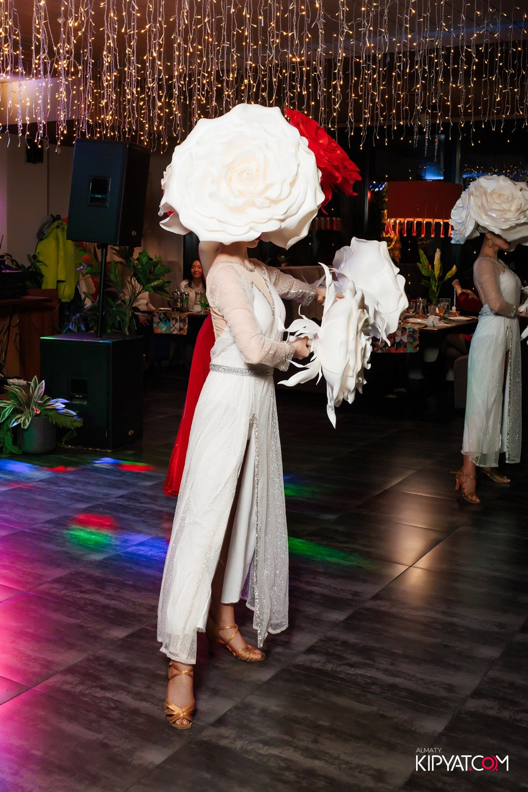 LIFE GRILL CAFE. КИПЯТКОМ АЛМАТЫ!