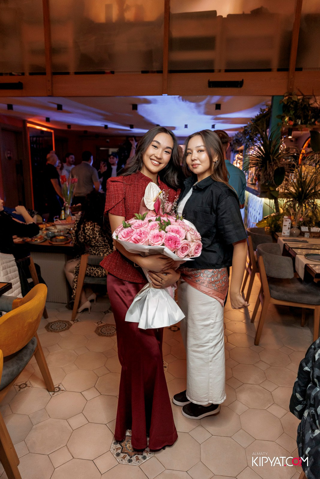 MODI RESTORANCHIK. КИПЯТКОМ АЛМАТЫ! Фотосъемка мероприятий в Алматы