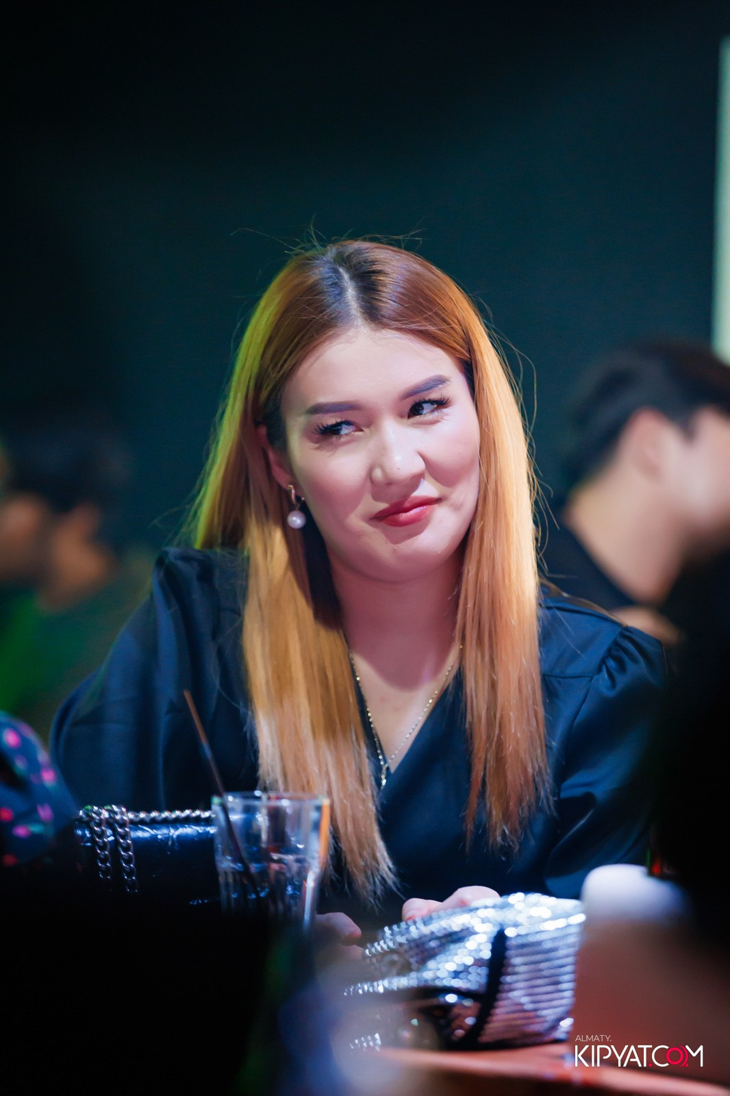 UYAT EMES BAR. КИПЯТКОМ АЛМАТЫ!