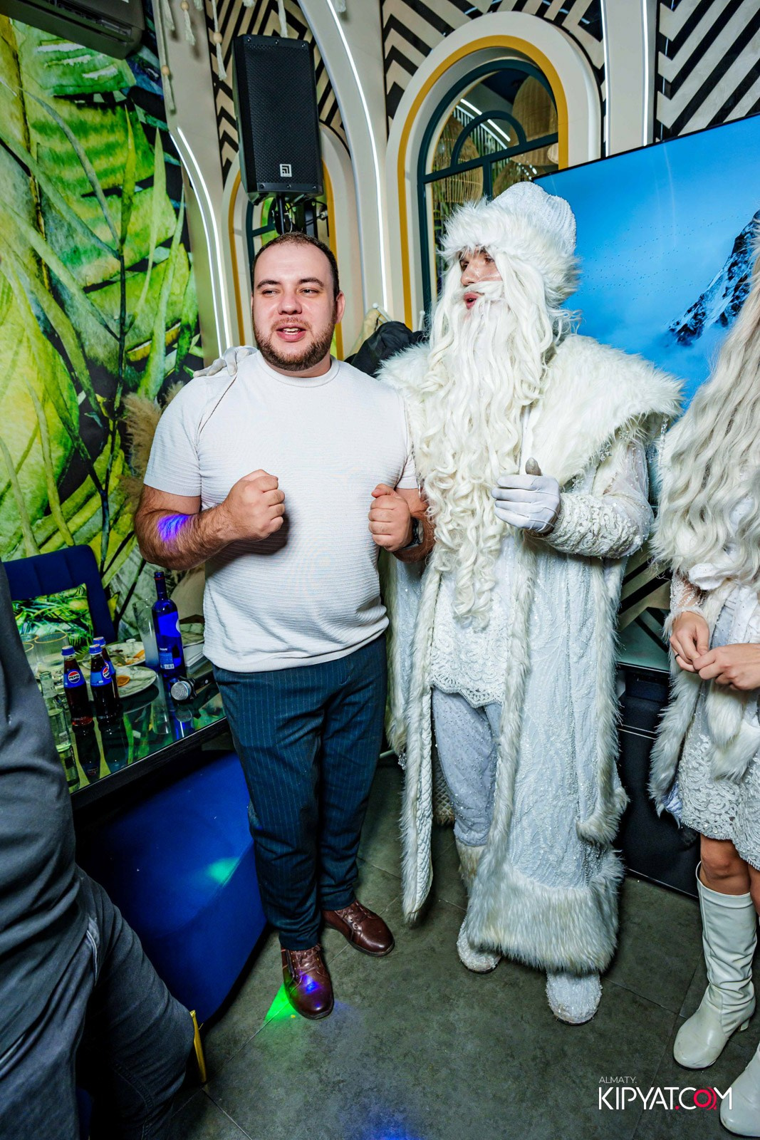 MOOD KARAOKE &TERRACE. КИПЯТКОМ АЛМАТЫ!