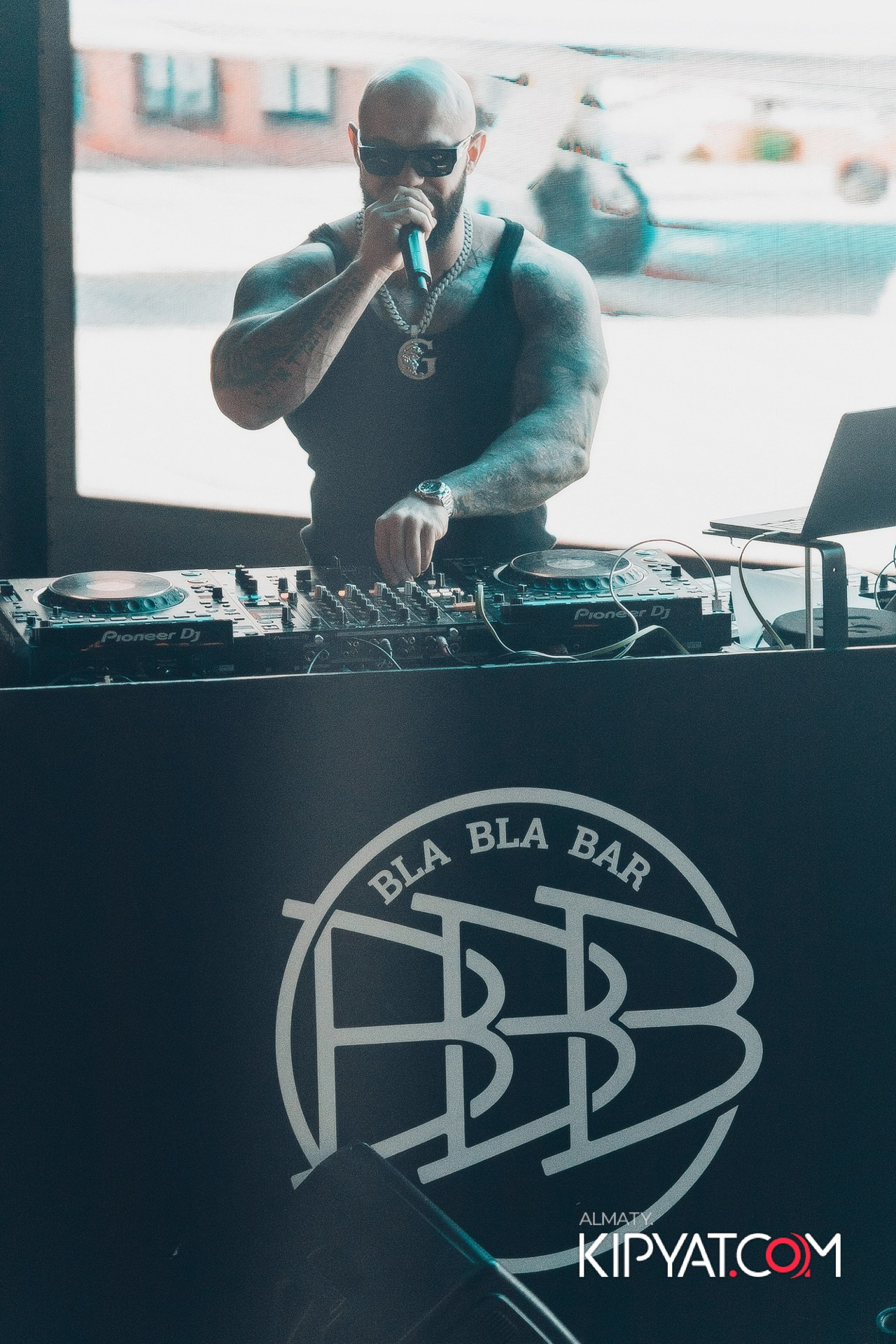 Bla bla bar. КИПЯТКОМ АЛМАТЫ!