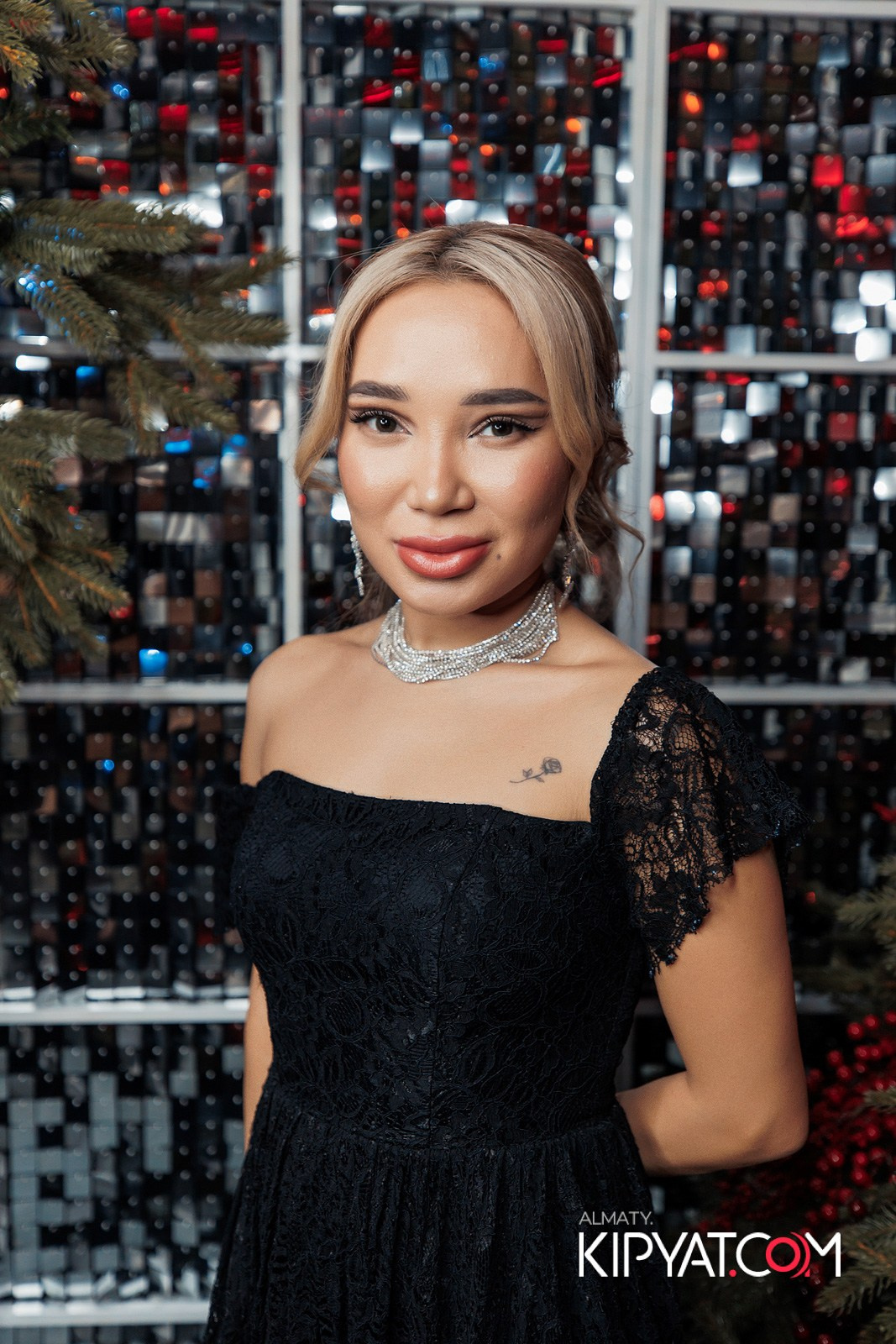 FRIENDS BAR & TERRACE. КИПЯТКОМ АЛМАТЫ!