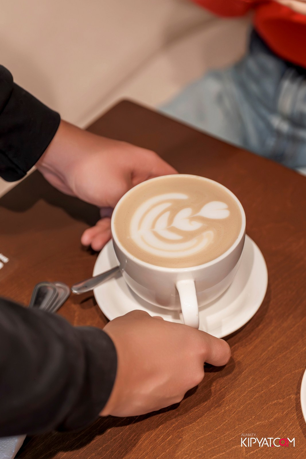 ОТКРЫТИЕ COFFEE SHAKE АСЫЛ ТАС. КИПЯТКОМ АЛМАТЫ!