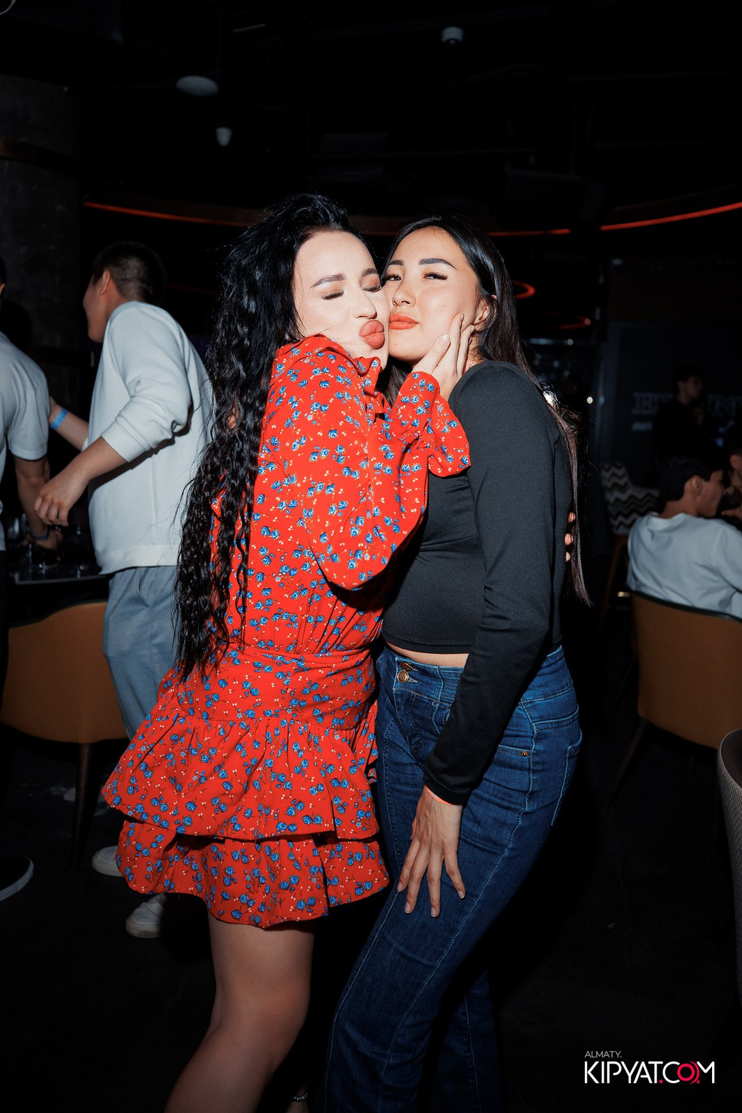 EVENT BAR. КИПЯТКОМ АЛМАТЫ!