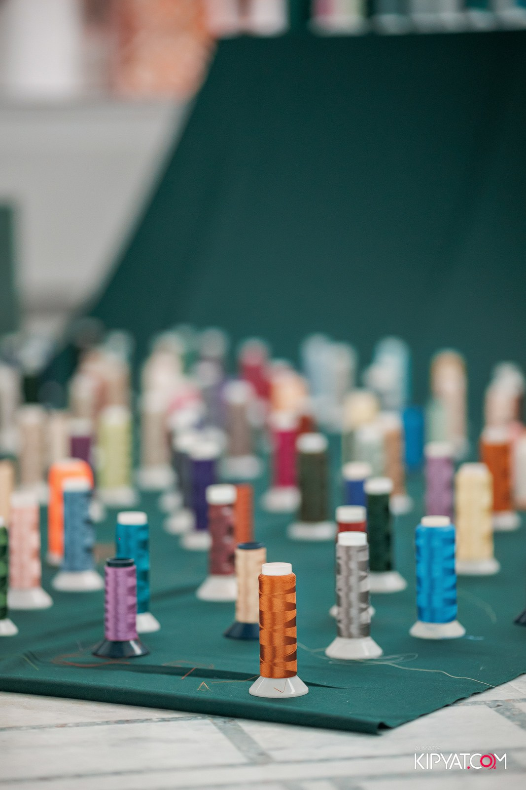 FASHION ПОКАЗ, КАЗАХСКОЙ НАЦИОНАЛЬНОЙ ОДЕЖДЫ. КИПЯТКОМ АЛМАТЫ!