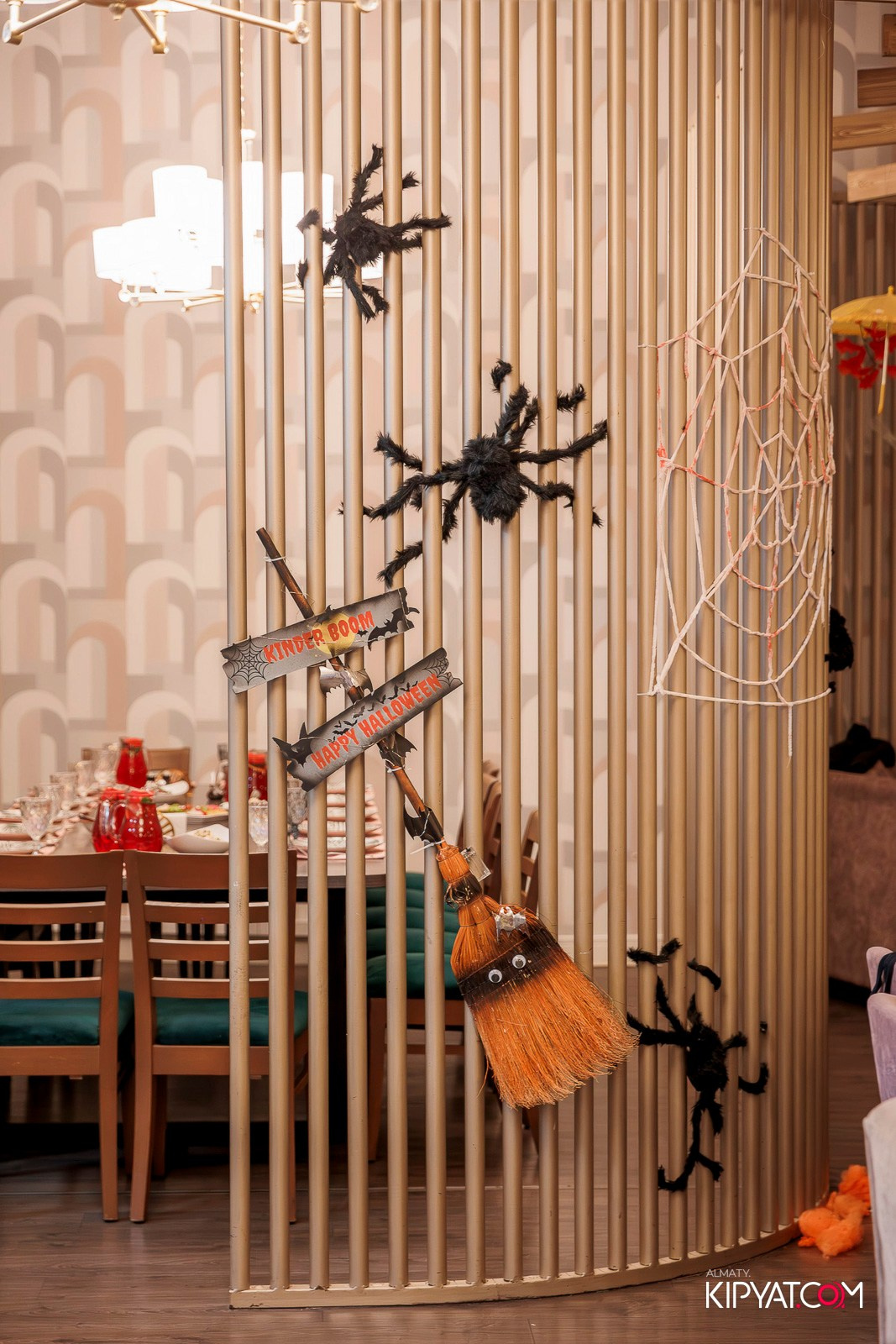 HALLOWEEN В KINDER BOOM. КИПЯТКОМ АЛМАТЫ!