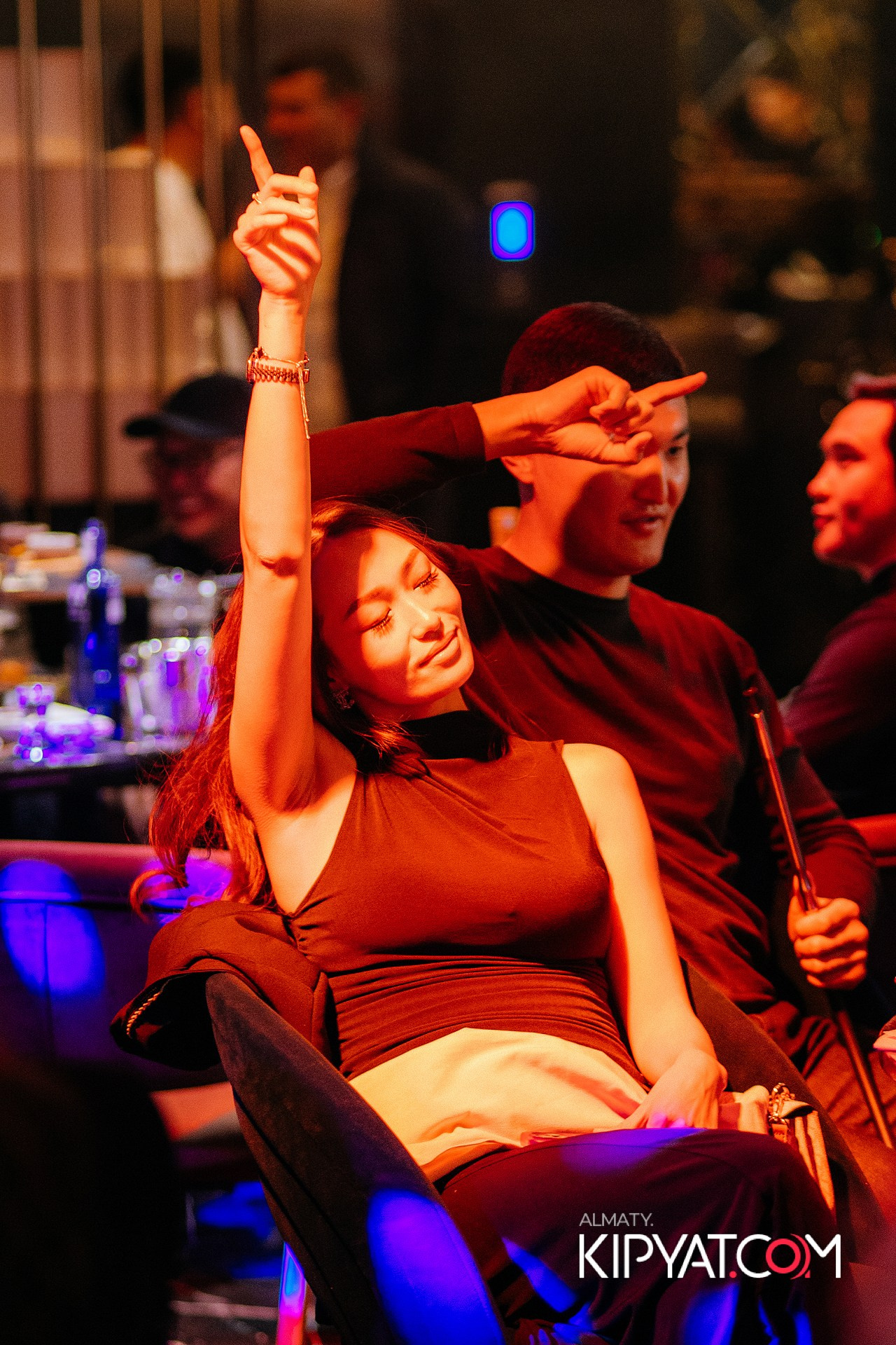 MOOD KARAOKE & TERRACE. КИПЯТКОМ АЛМАТЫ!