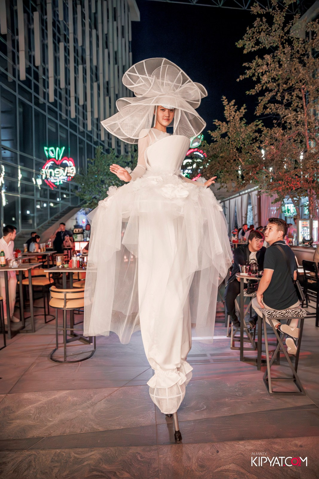 EVENT BAR. КИПЯТКОМ АЛМАТЫ!