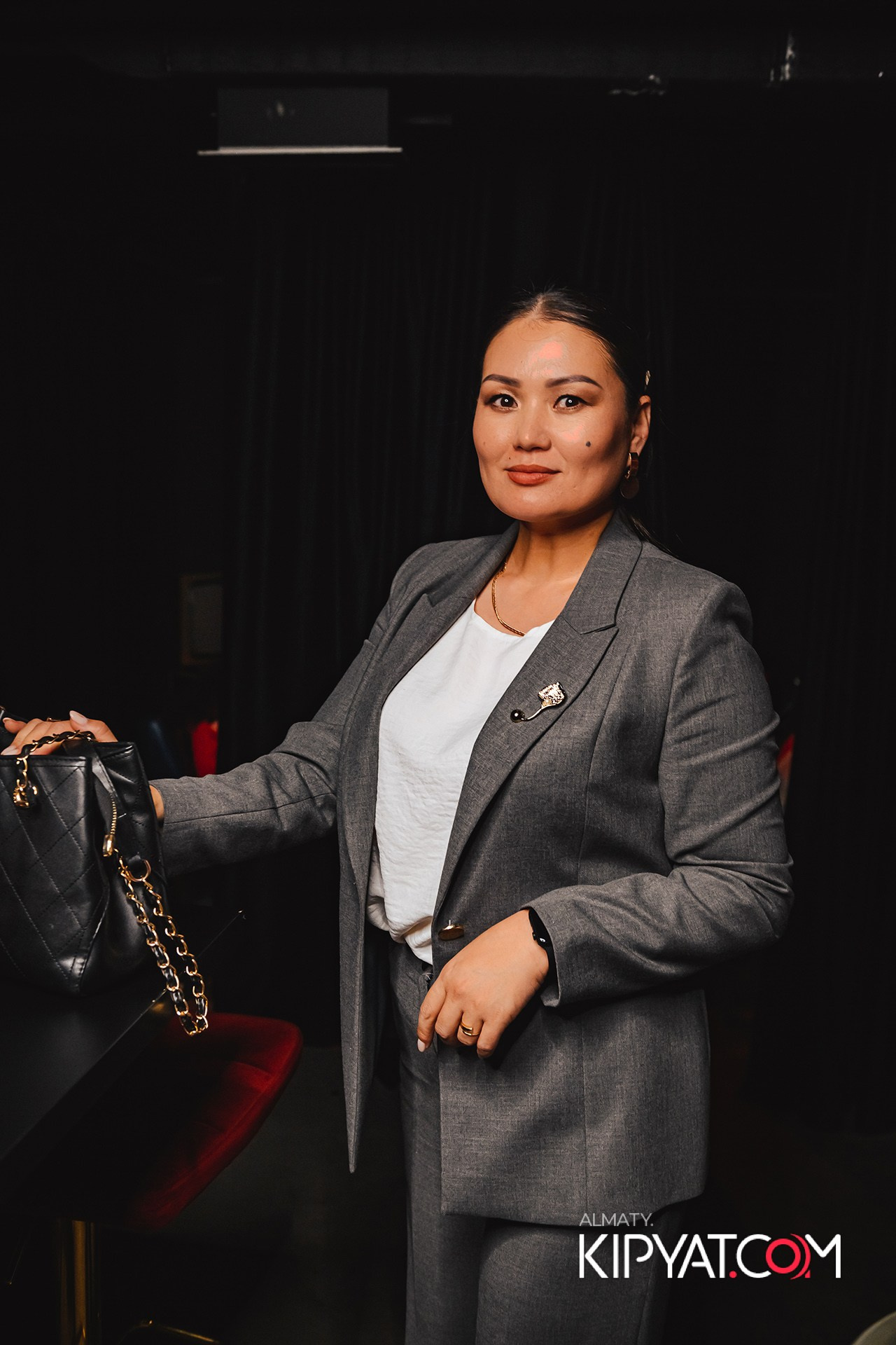 ПОСВЯЩЕНИЕ В СТУДЕНТЫ ''Q'' UNIVERSITY. КИПЯТКОМ АЛМАТЫ!