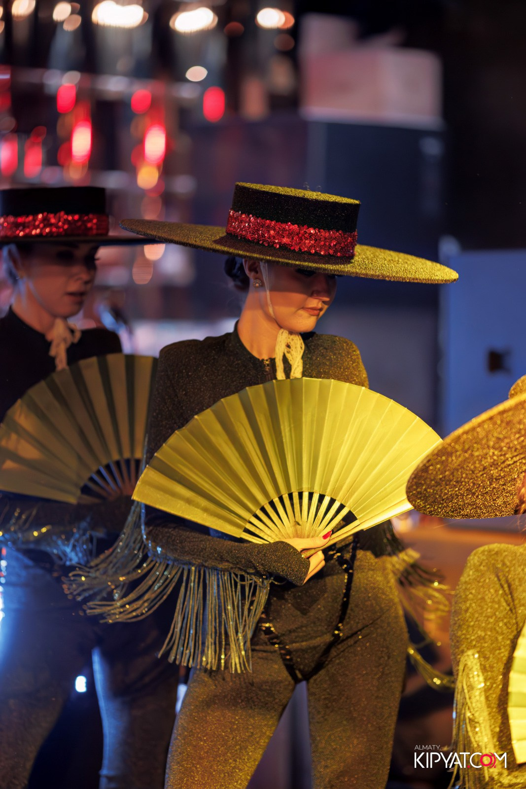 MOOD KARAOKE & TERRACE. КИПЯТКОМ АЛМАТЫ!