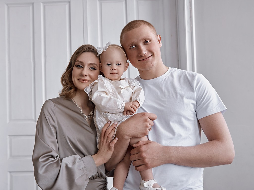 Семейная в студии. Фотограф Тольятти Екатерина Шести