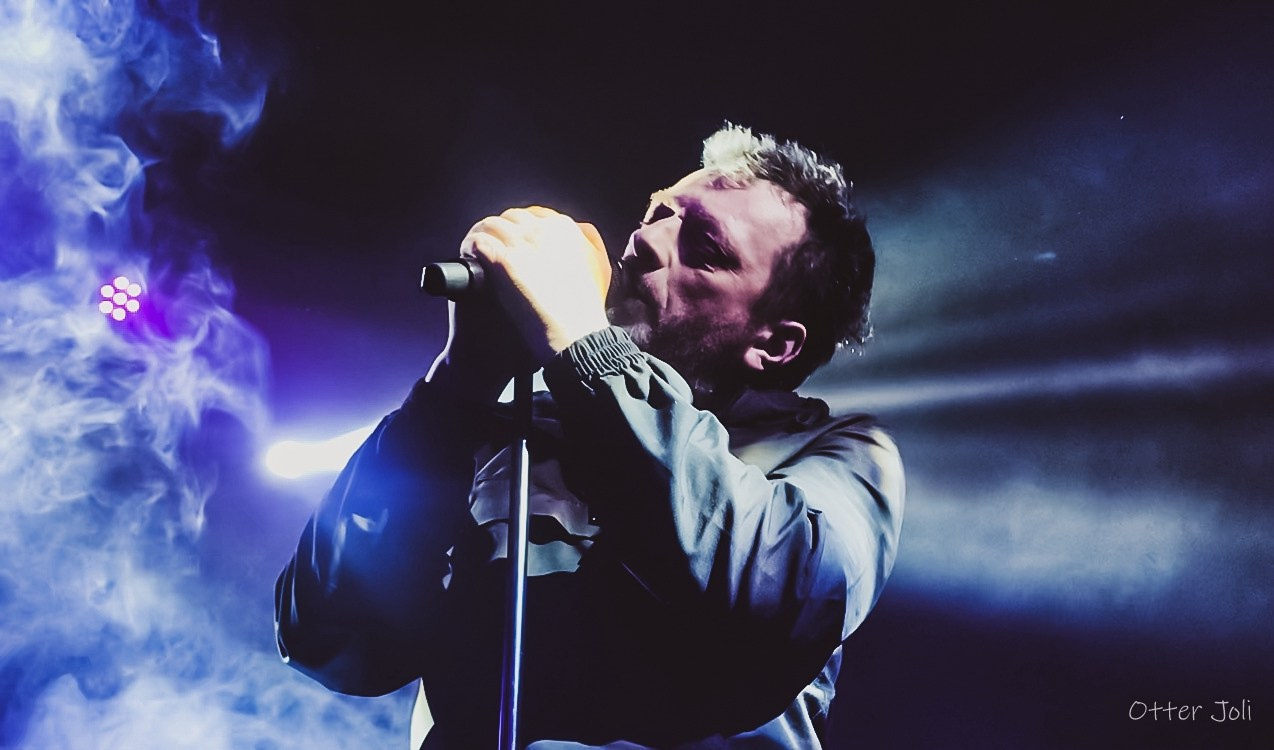 Screens. Концертный репортёр Валерия Сафина