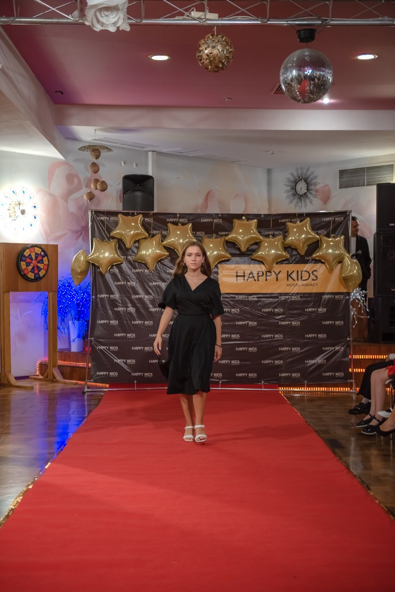 HAPPYkids дефиле санаторий Октябрьский. Семейный и коммерческий фотограф в Сочи Александр Бодунов