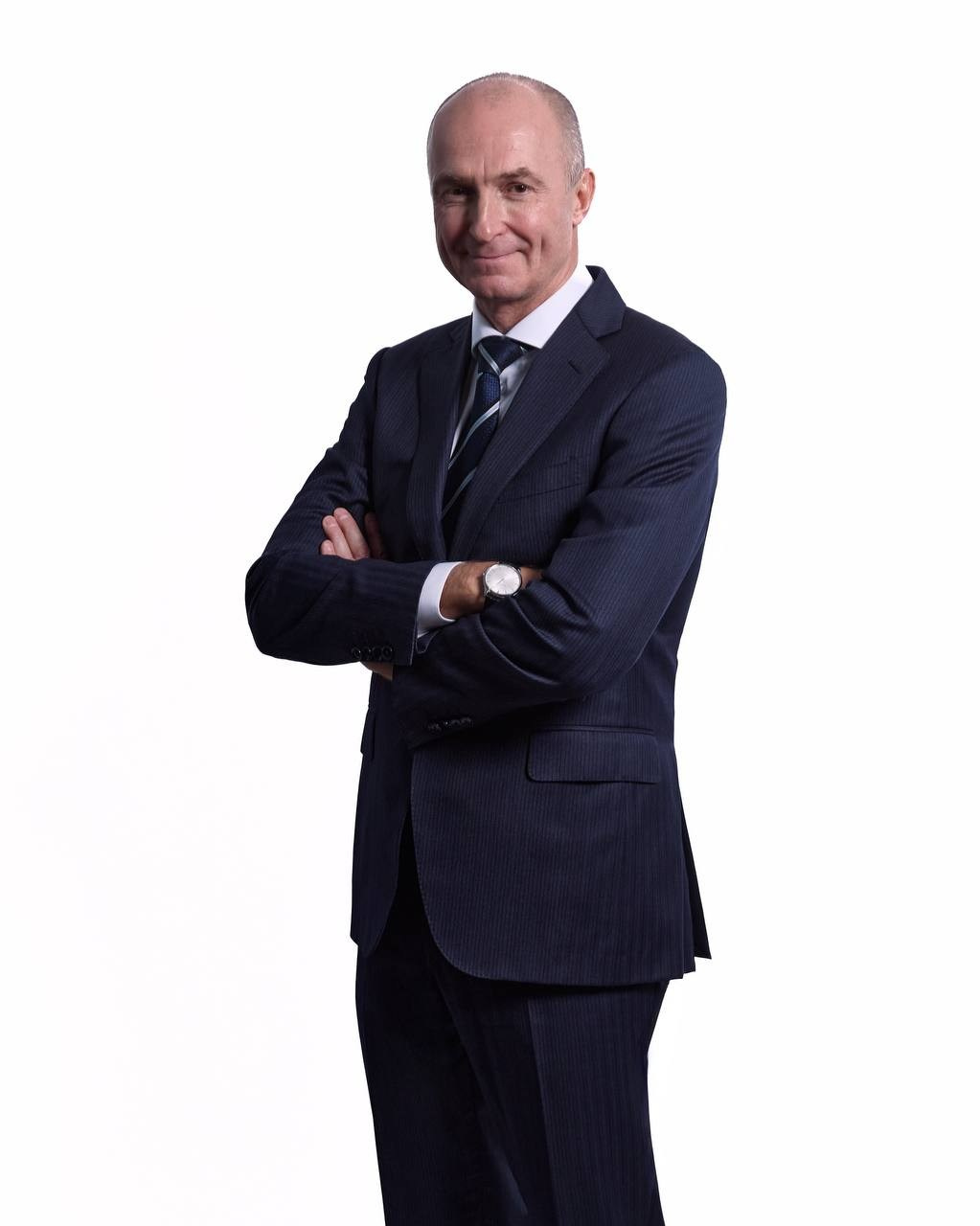 Corporate portfolio. Svyatoslav Lebedev | Advertising photographer — Commercial shooting, Art direction, AI integration