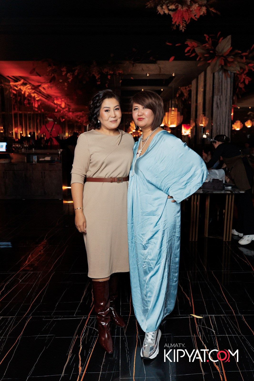 БАР ПАНАЕХАЛИ НА ДОСТЫК. КИПЯТКОМ АЛМАТЫ!